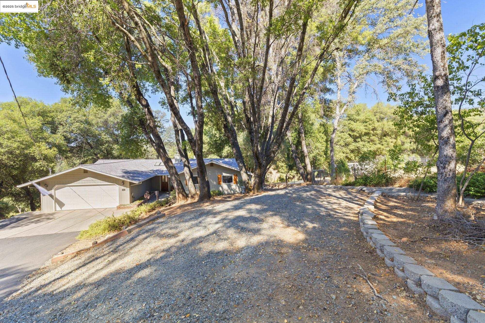 14130 Oak Knoll Rd