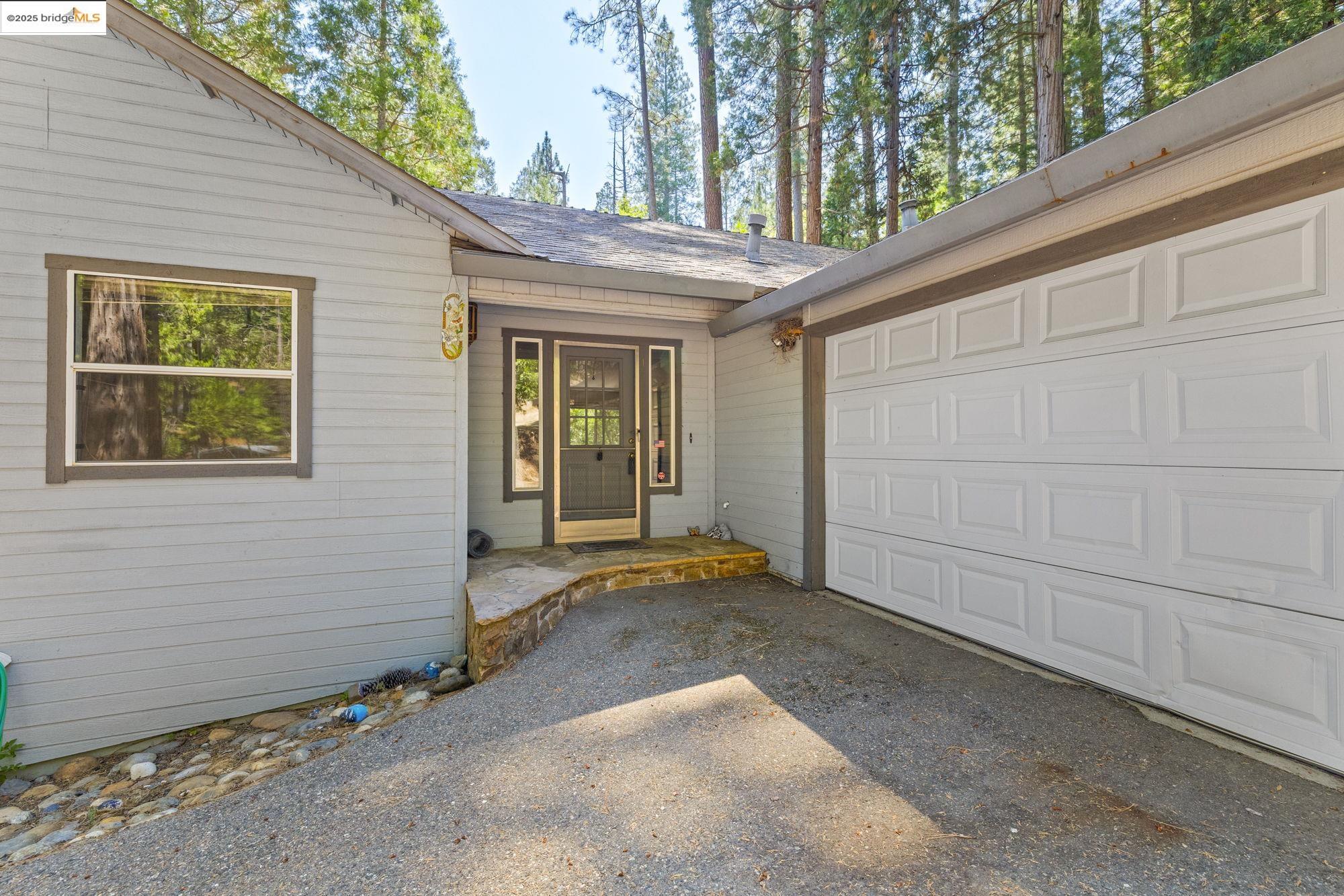 20055 Pine Mountain Drive