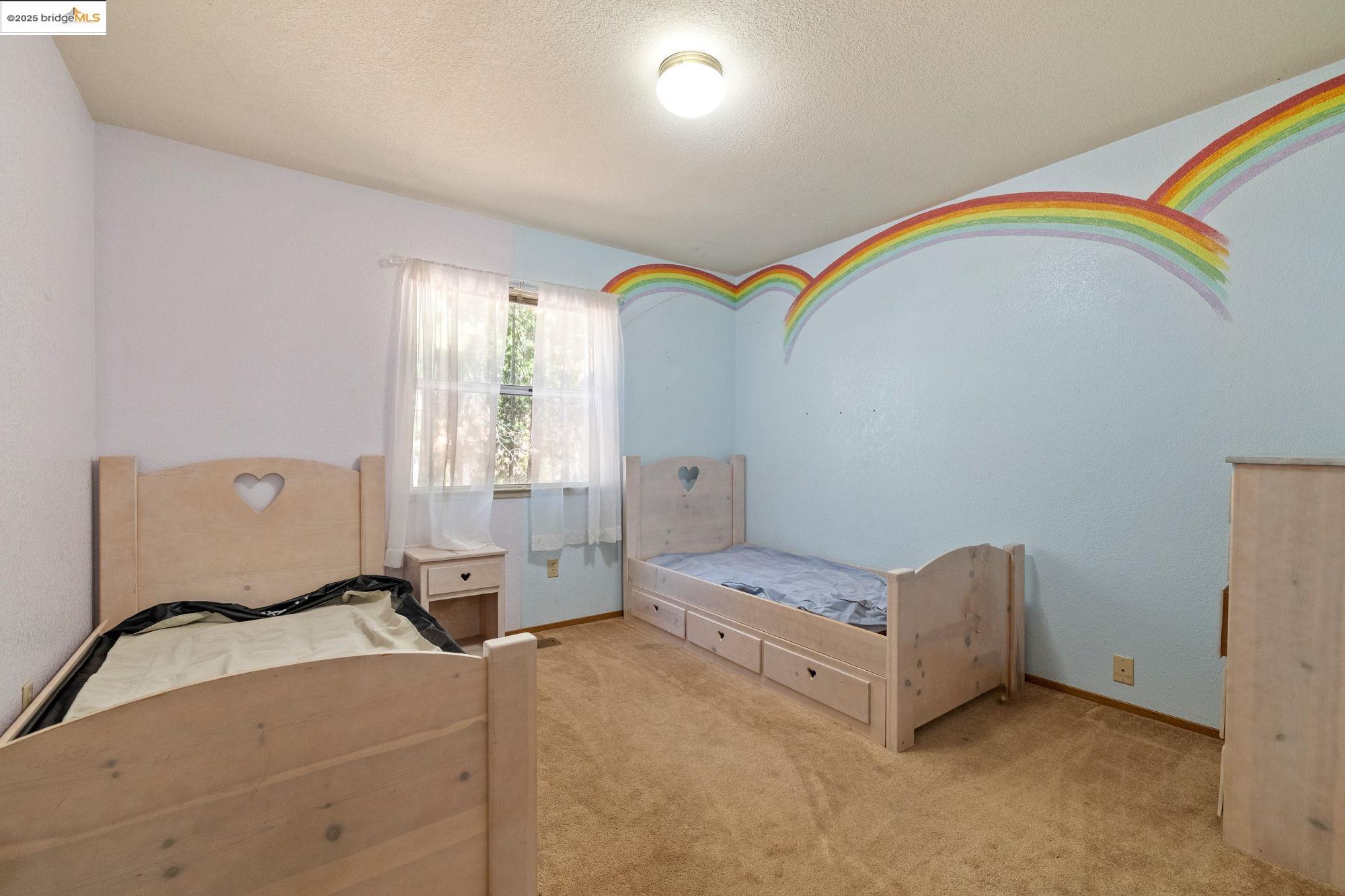 20055 Pine Mountain Drive