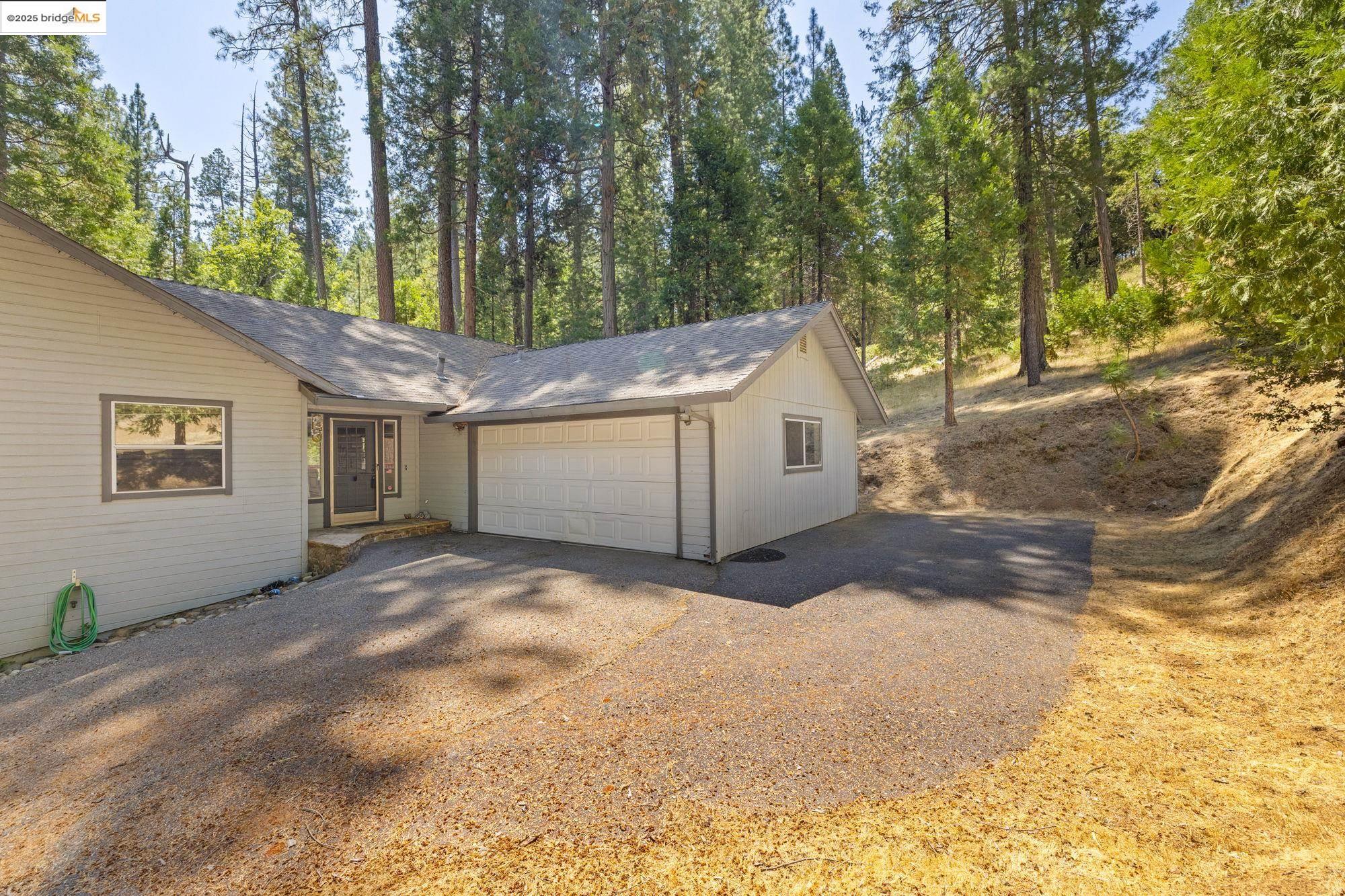 20055 Pine Mountain Drive
