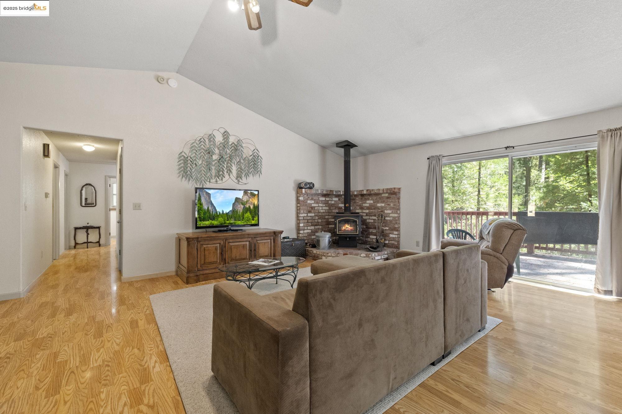 20055 Pine Mountain Drive