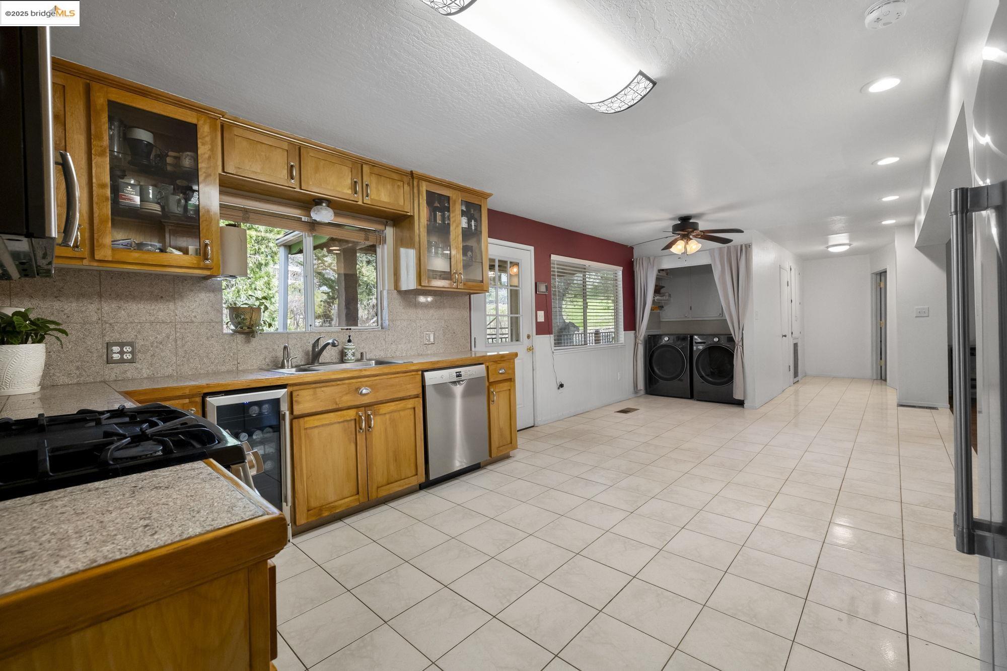 21550 Phoenix Lake Rd