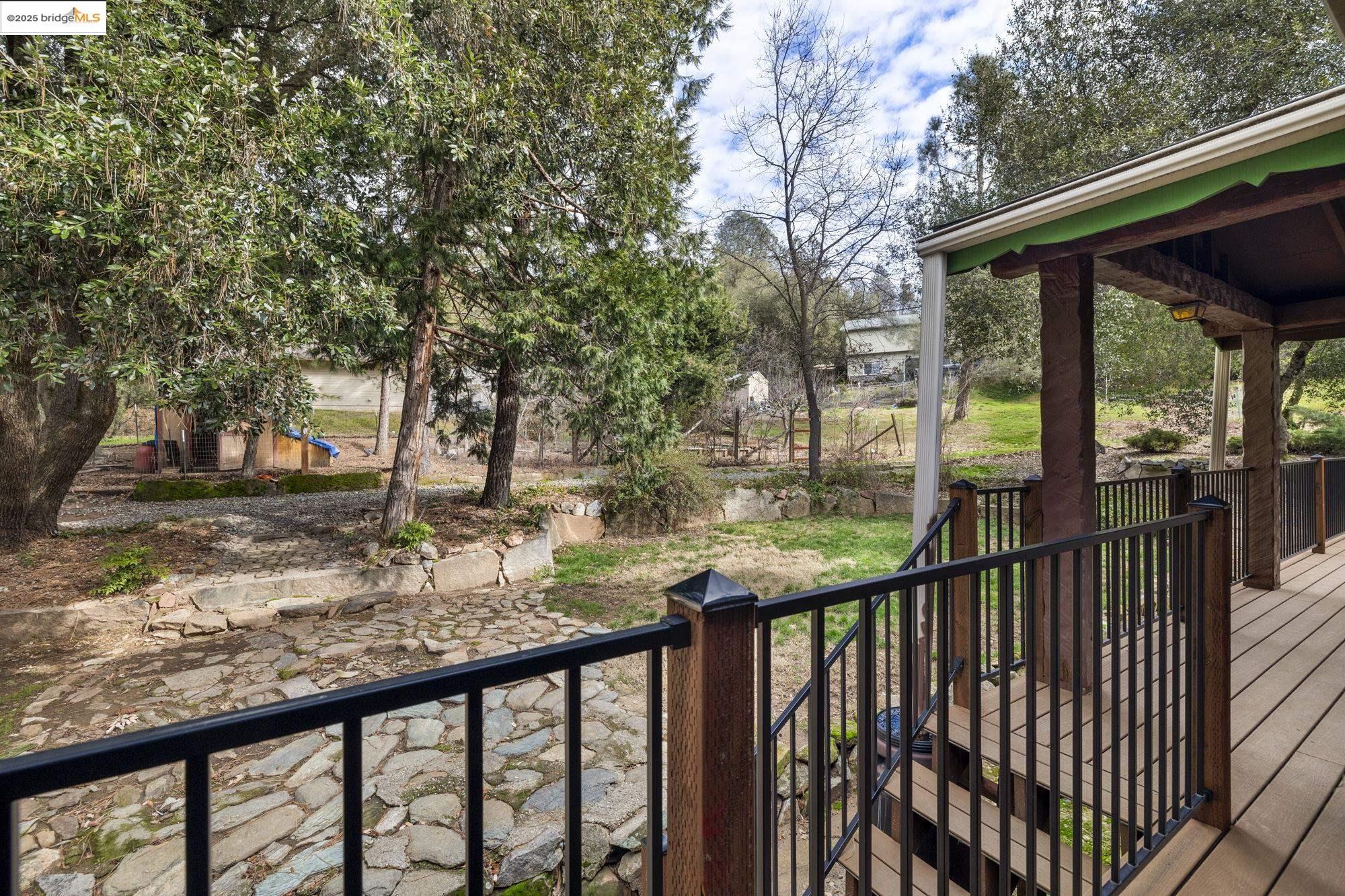 21550 Phoenix Lake Rd