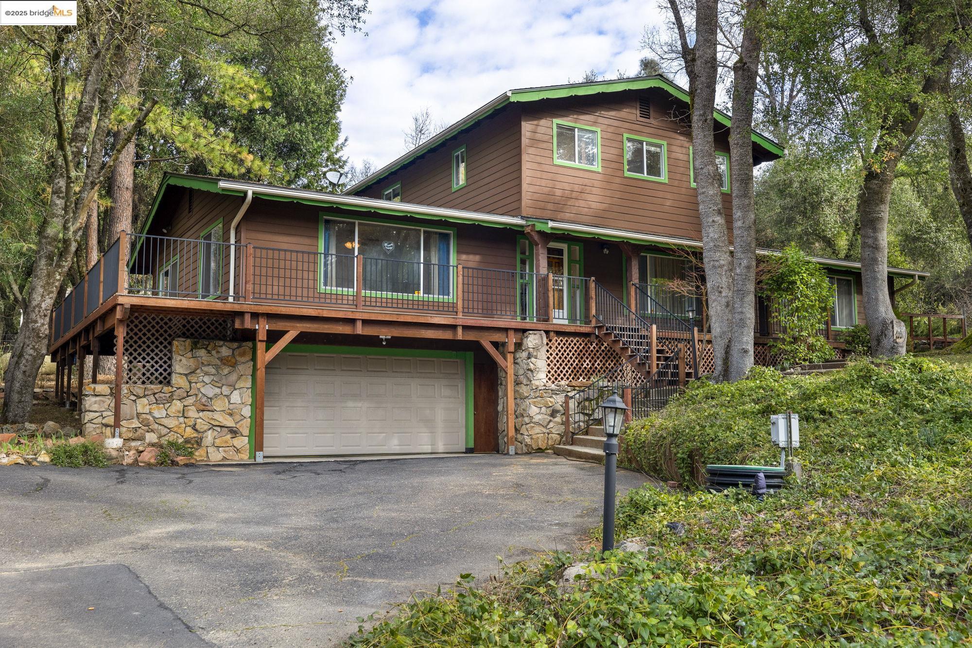 21550 Phoenix Lake Rd