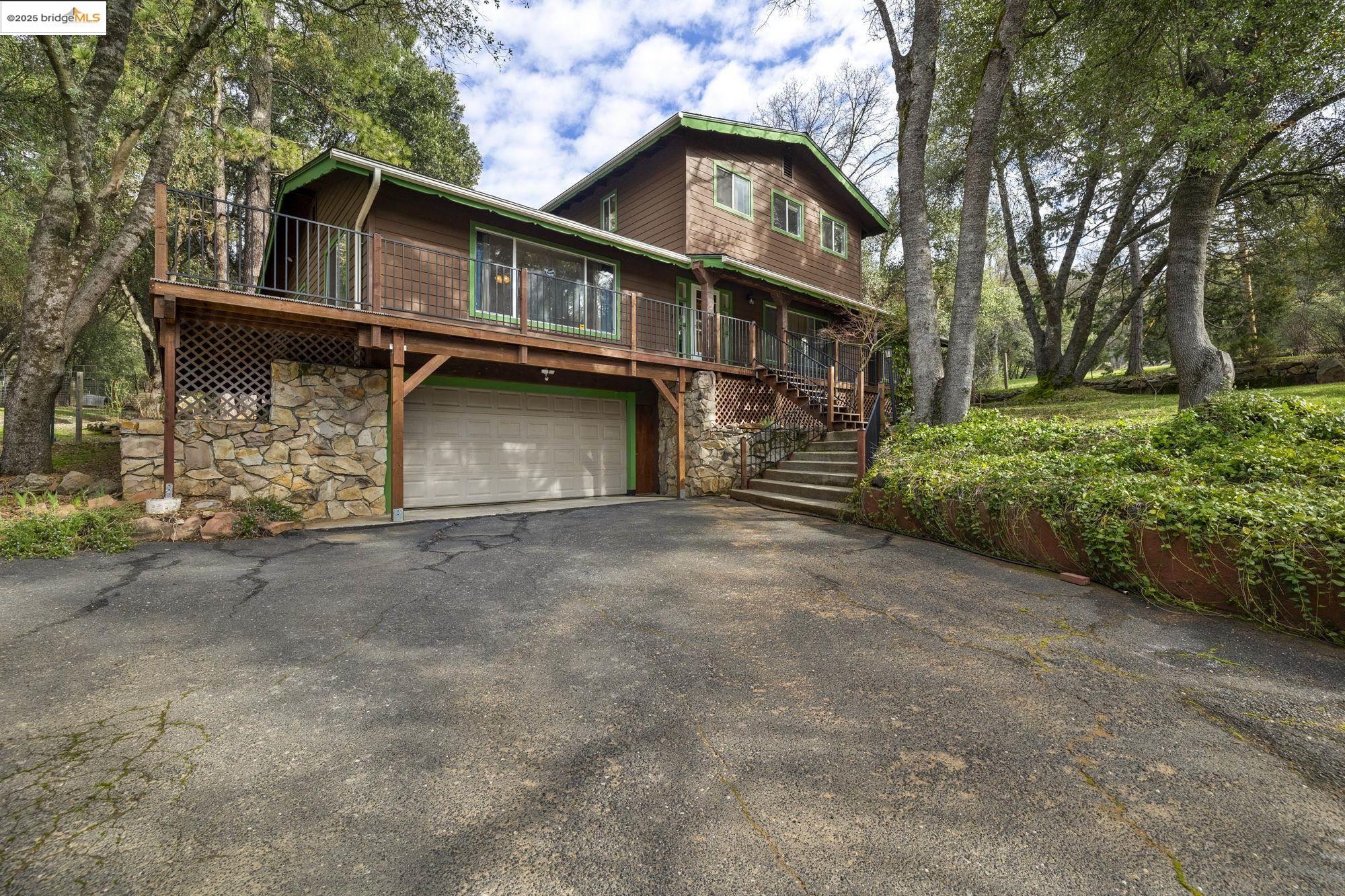 21550 Phoenix Lake Rd