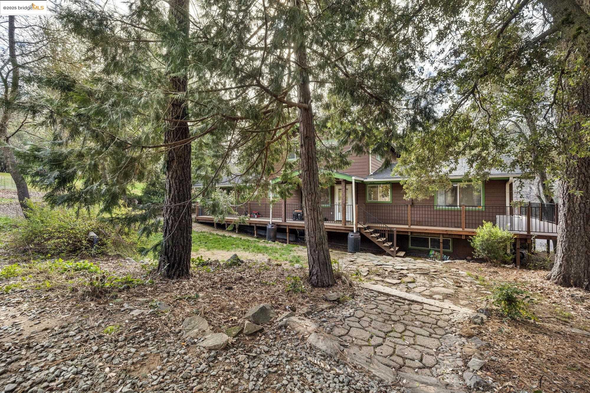 21550 Phoenix Lake Rd