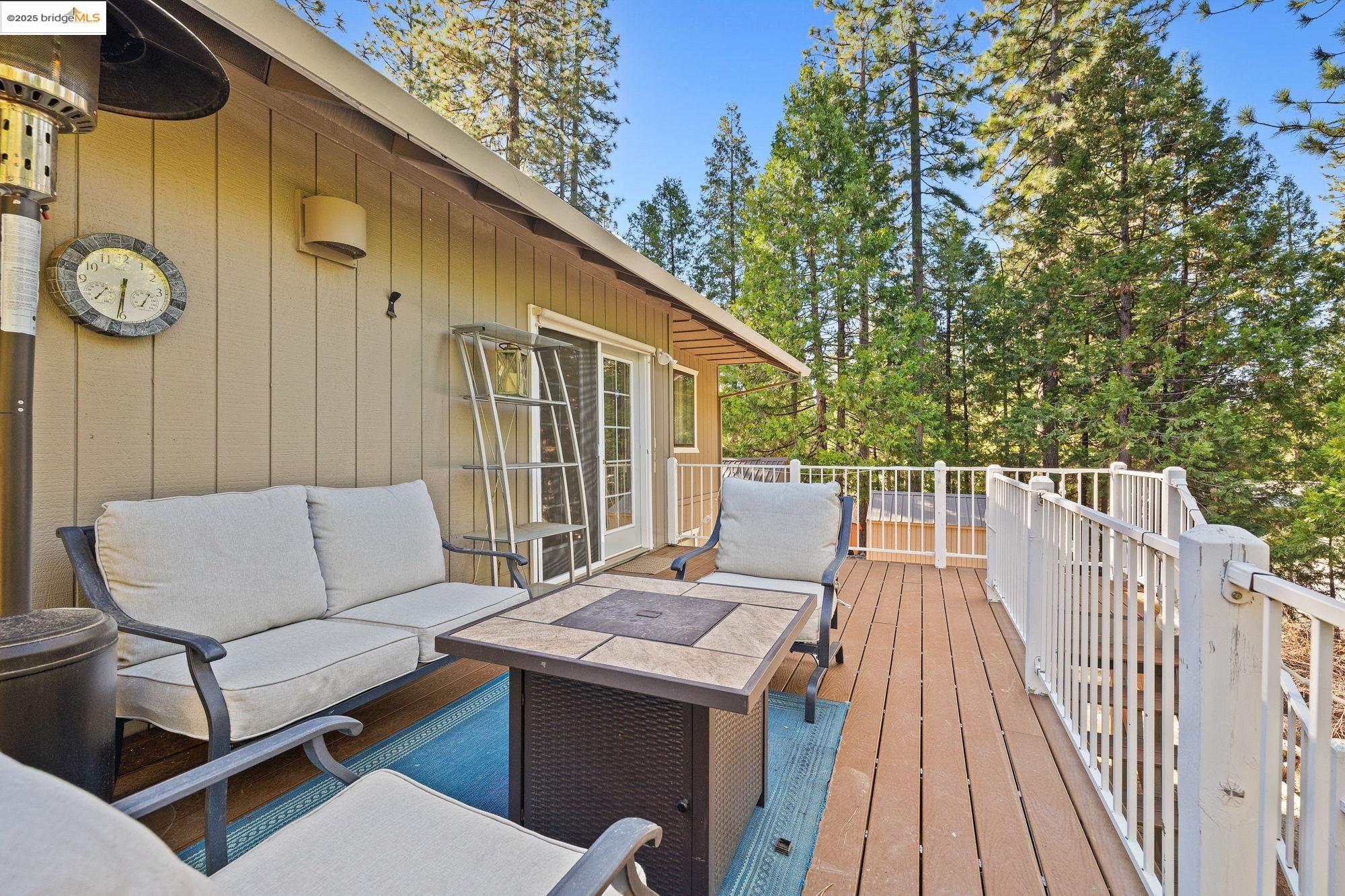 23890 Yellow Pine Rd