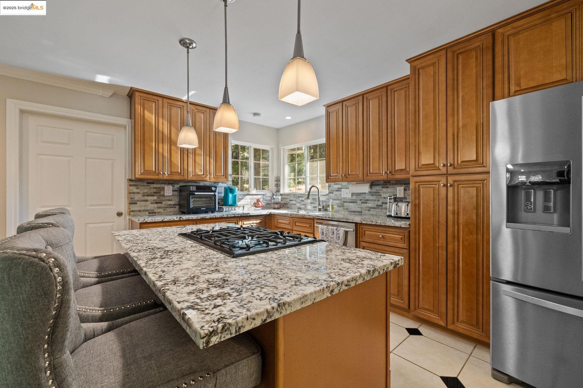 23890 Yellow Pine Rd