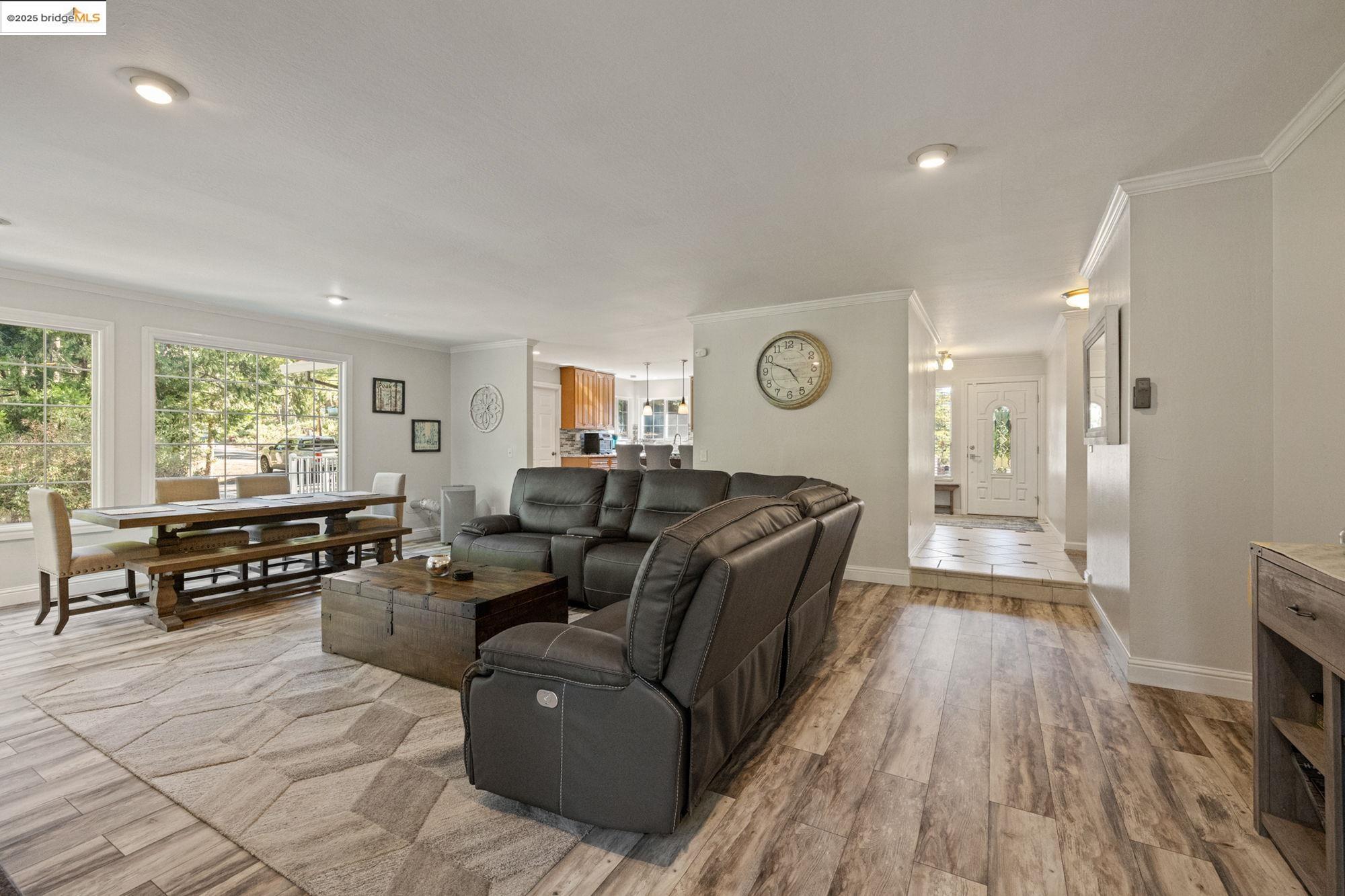 23890 Yellow Pine Rd