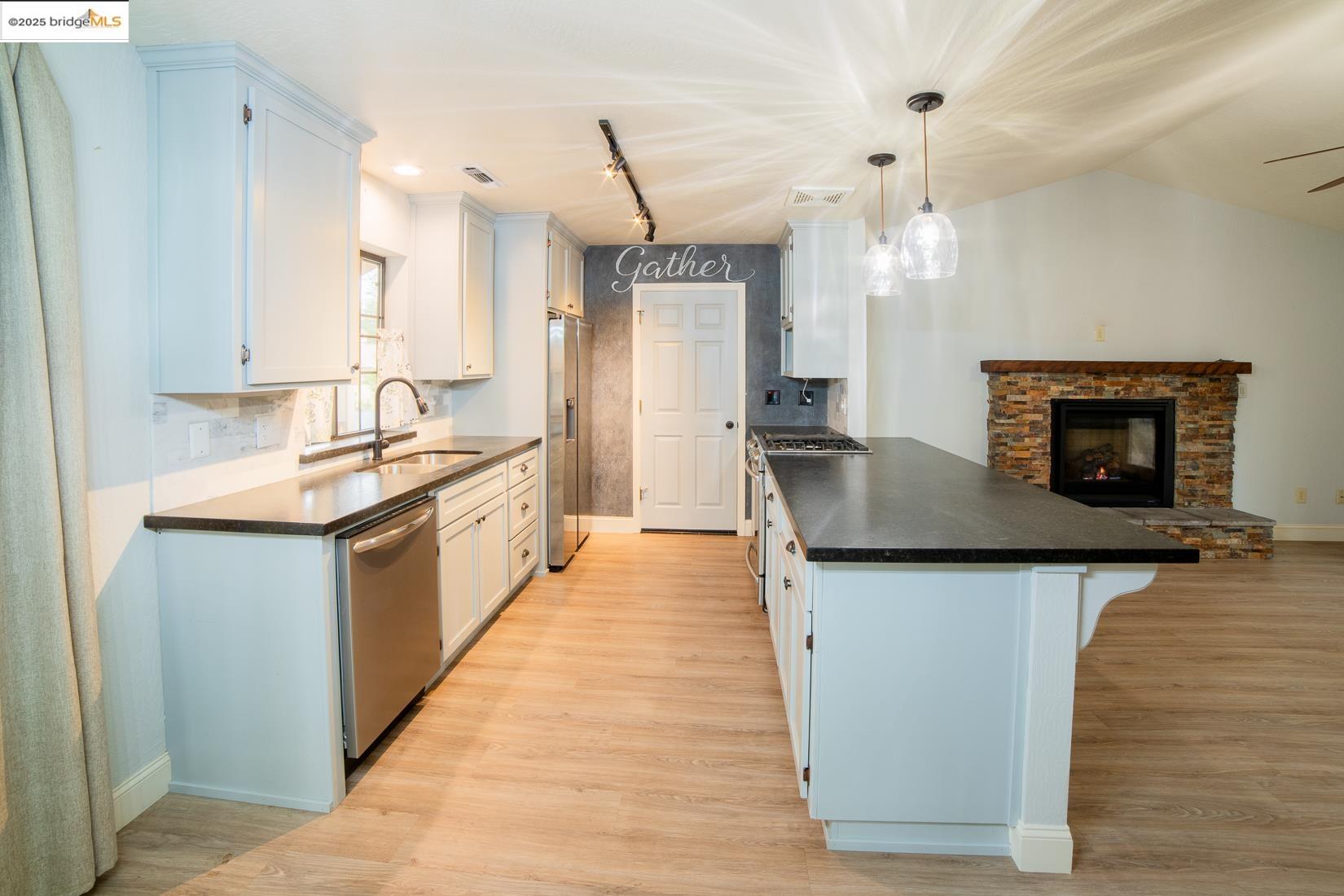 19914 Sally Ct