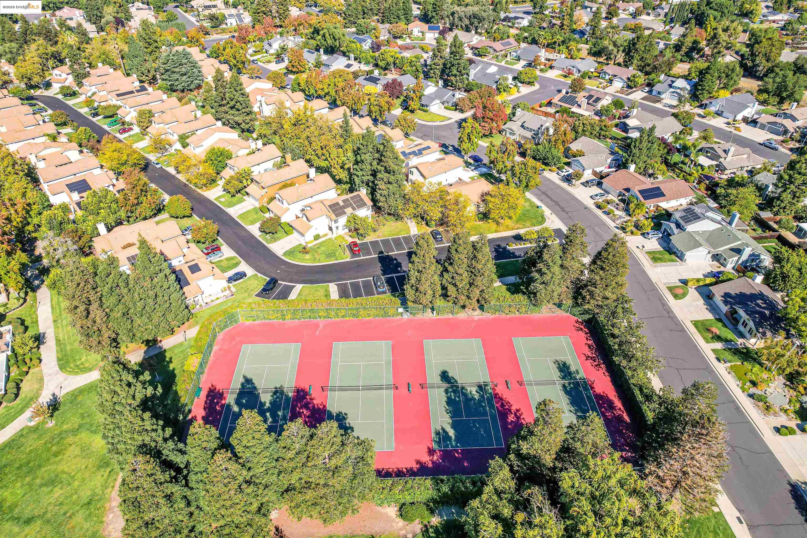 4844 Mulqueeney Cmn