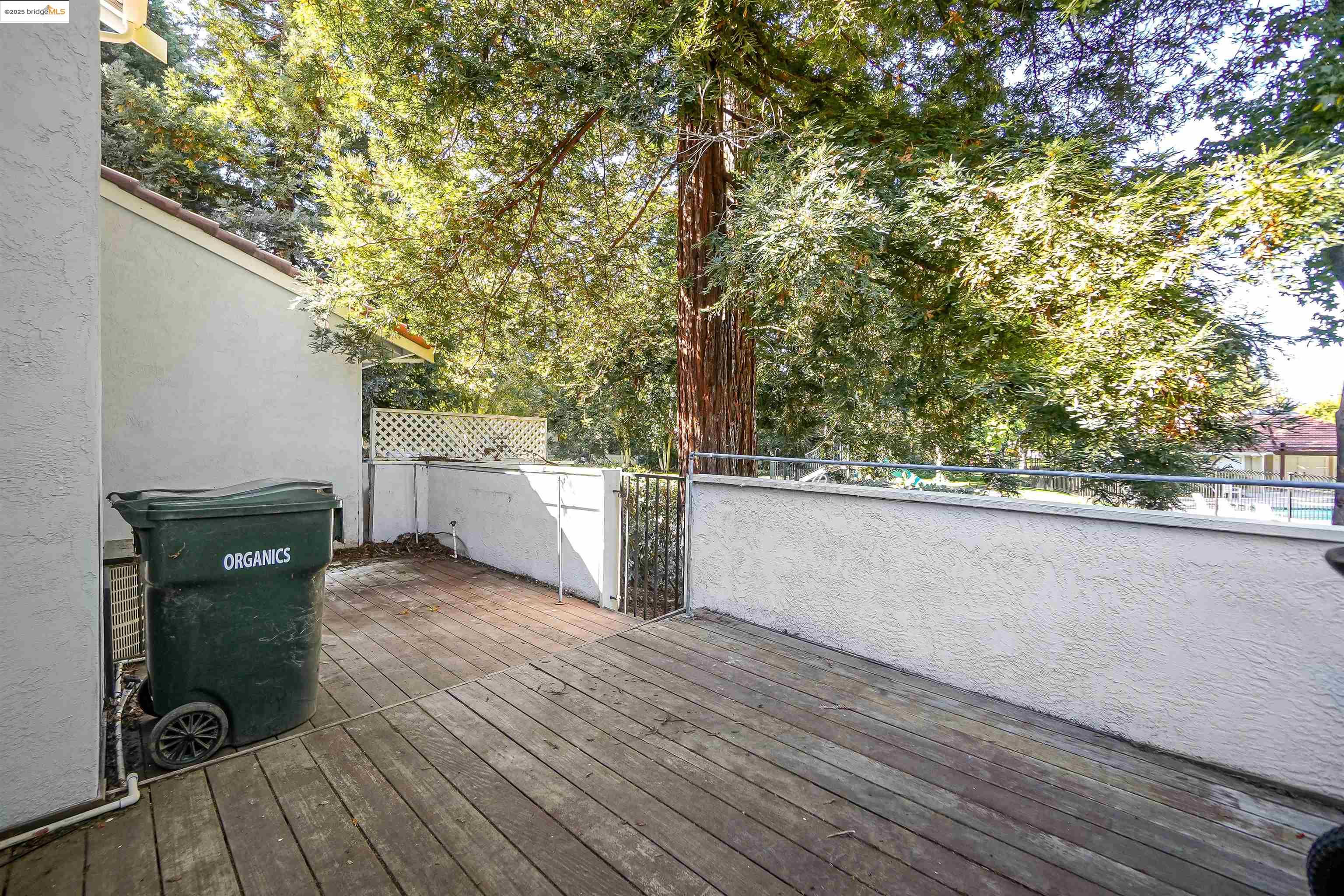 4844 Mulqueeney Cmn