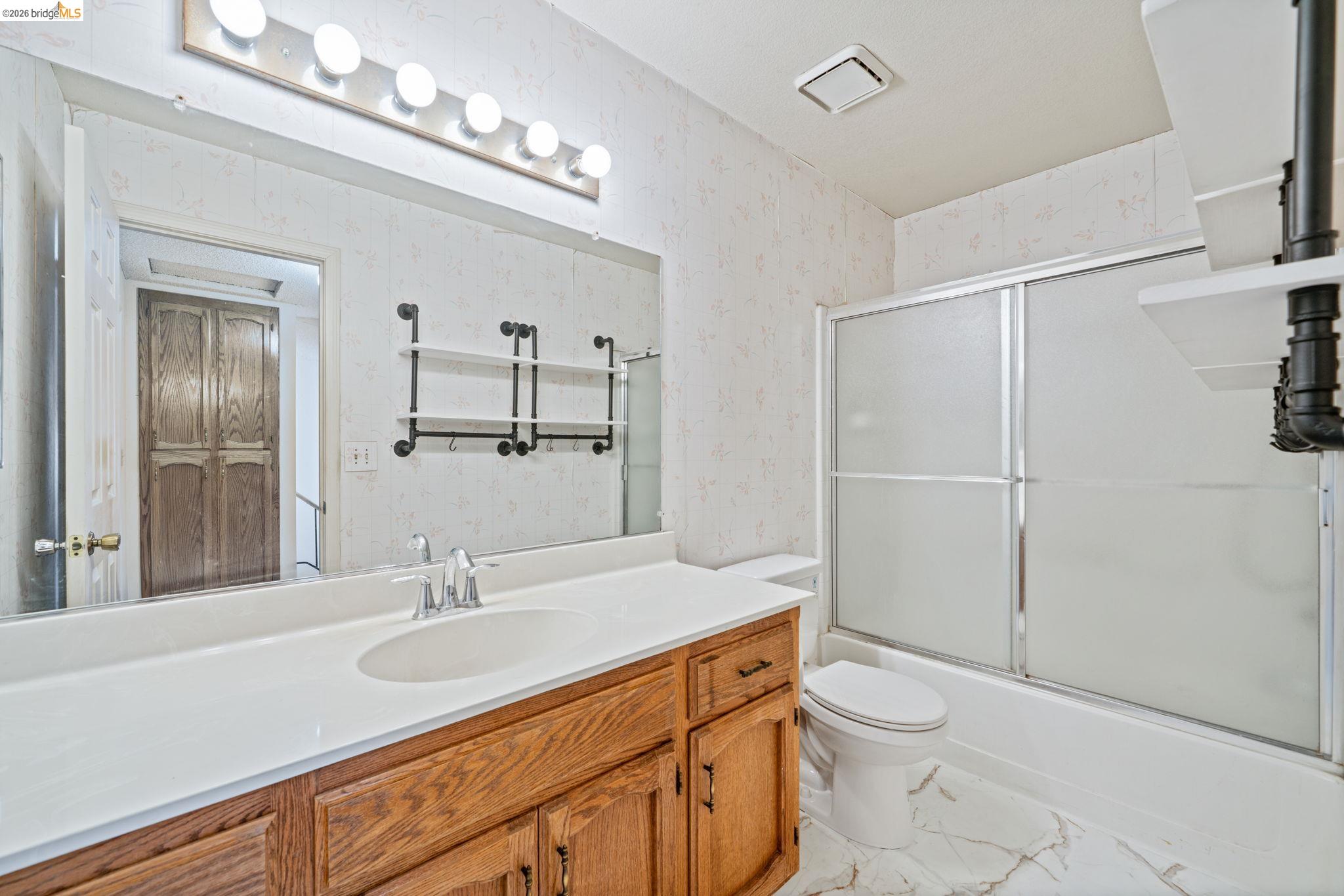 4844 Mulqueeney Cmn