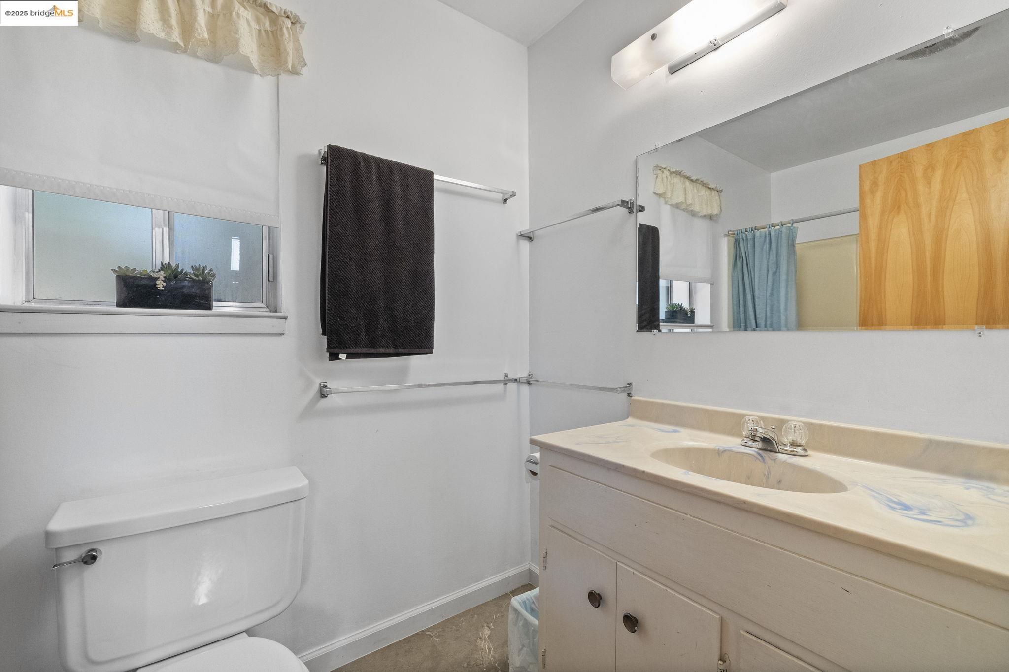 24229 Lama Ct
