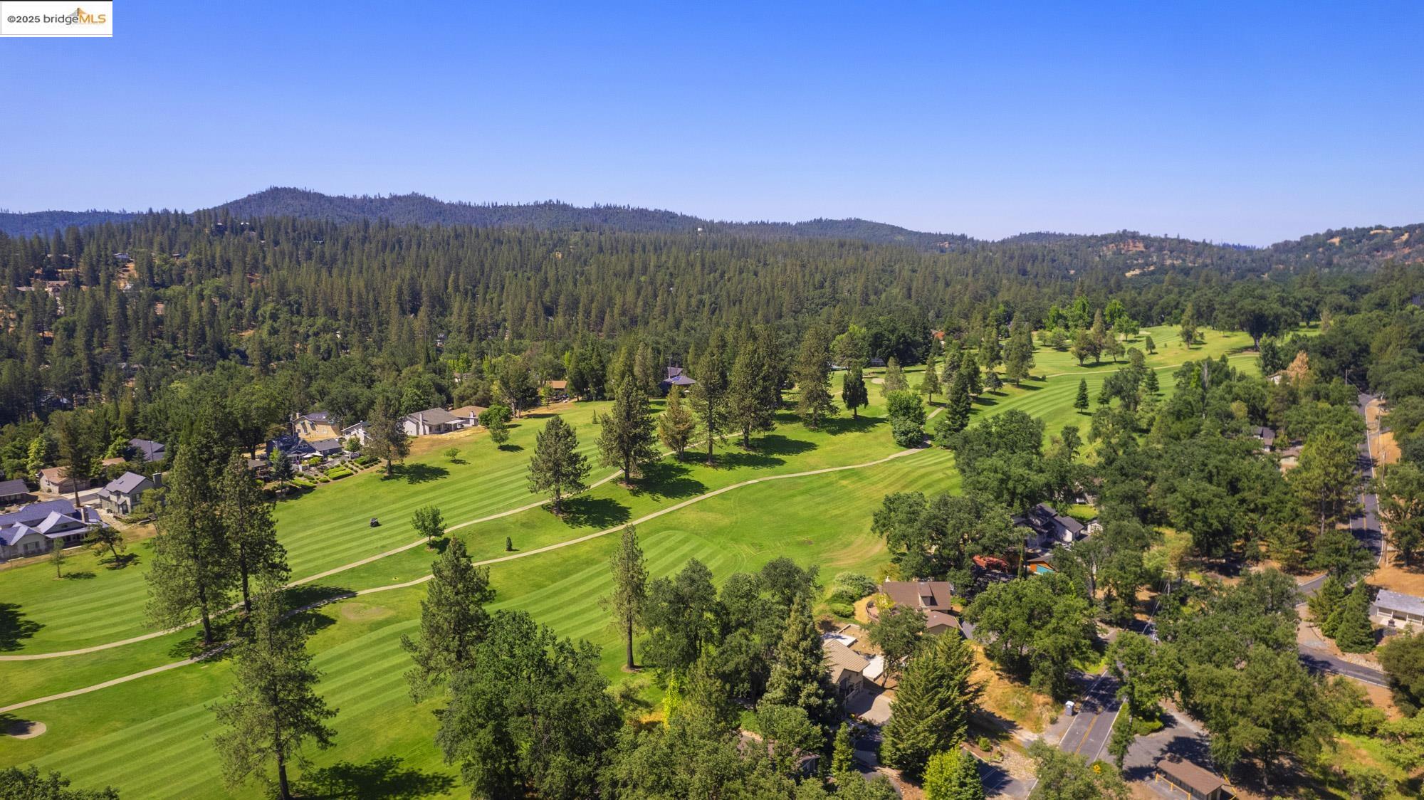 2/305 Ferretti Rd
