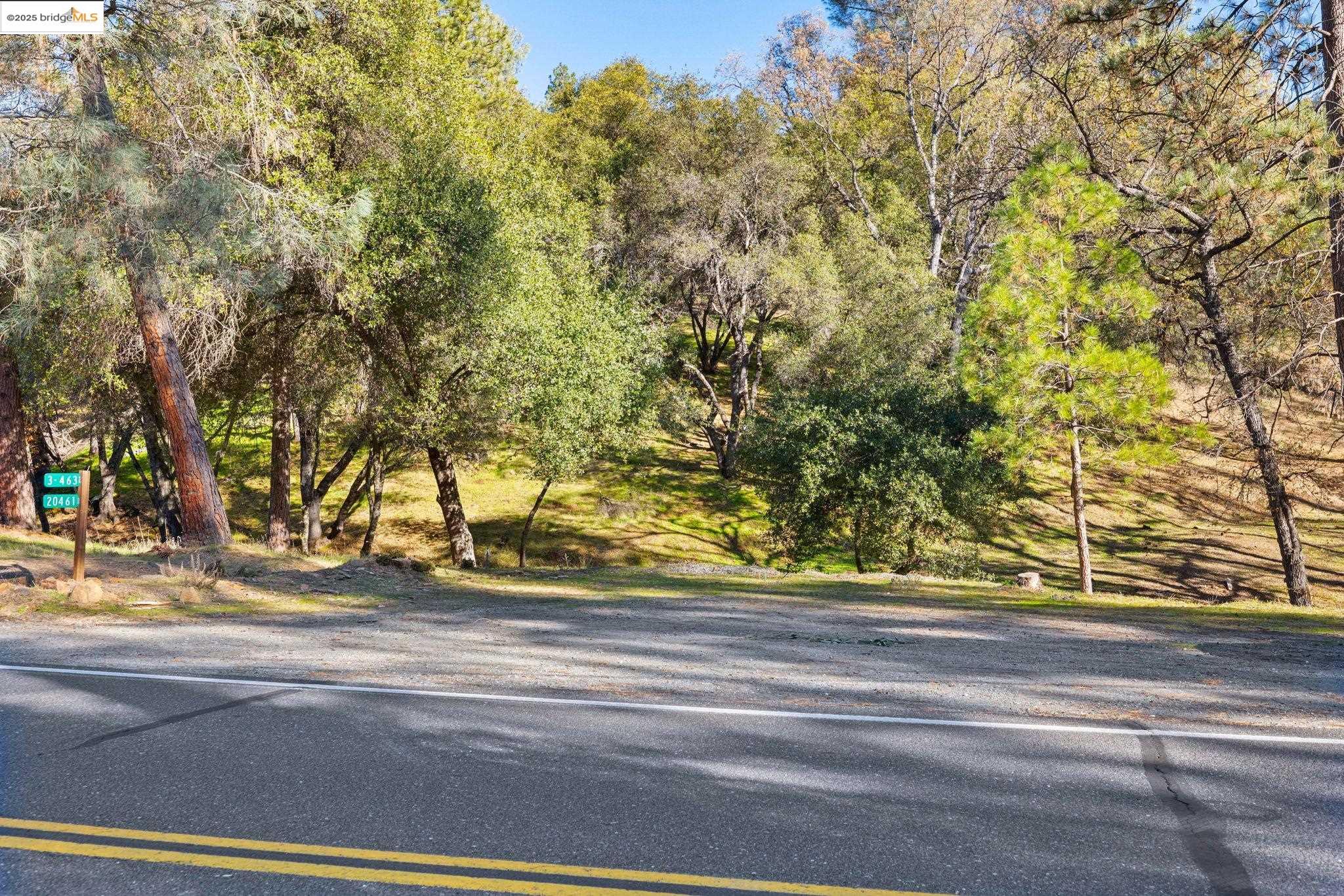 20465 Pine Mountain Dr