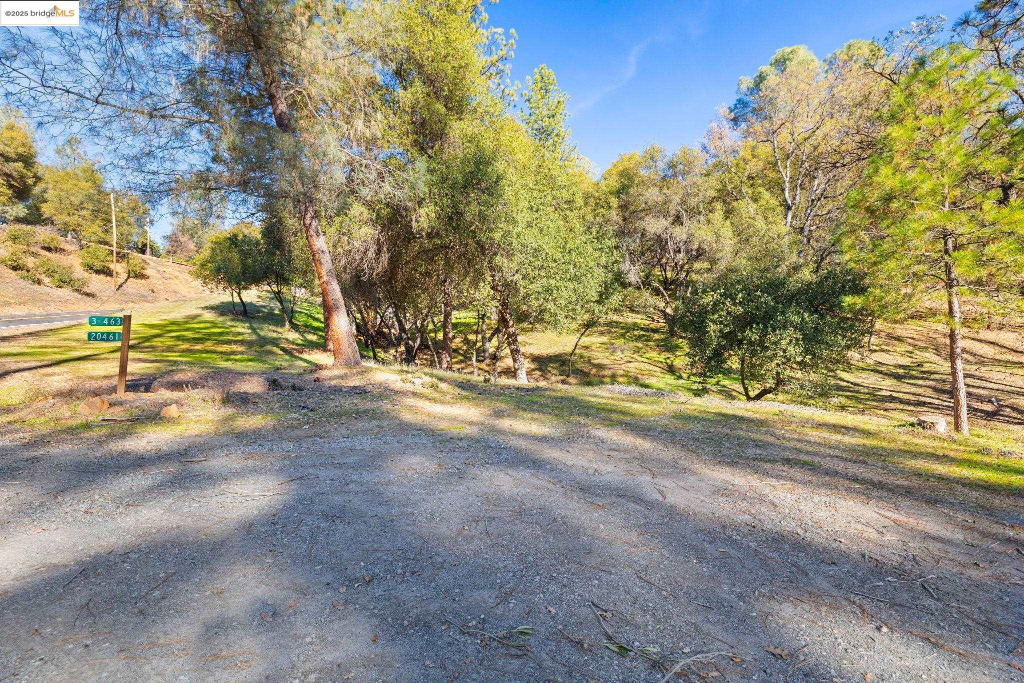 20465 Pine Mountain Dr
