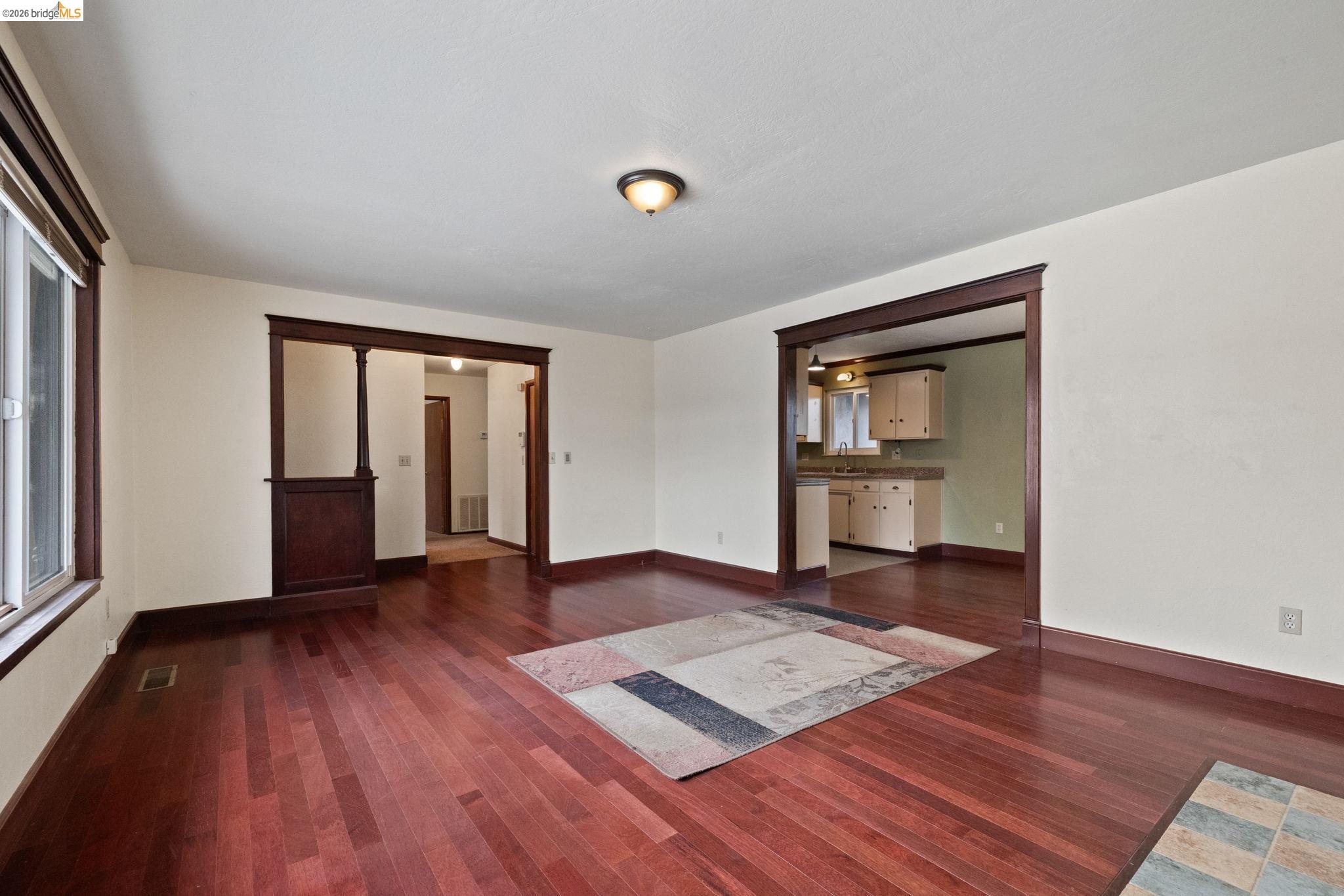 20440 W Walnut Dr