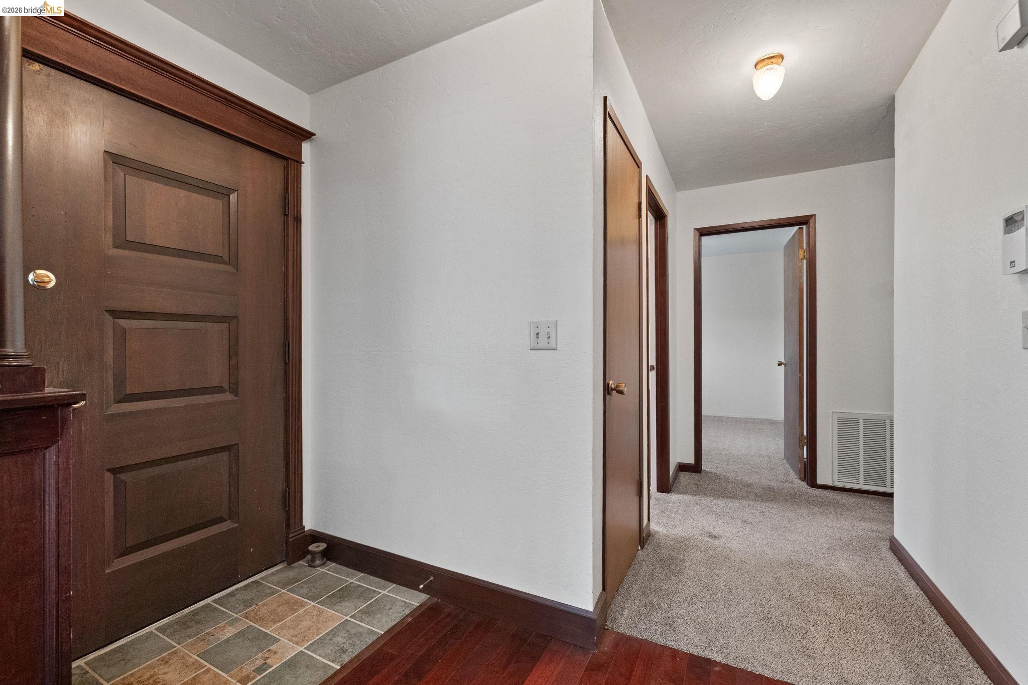 20440 W Walnut Dr