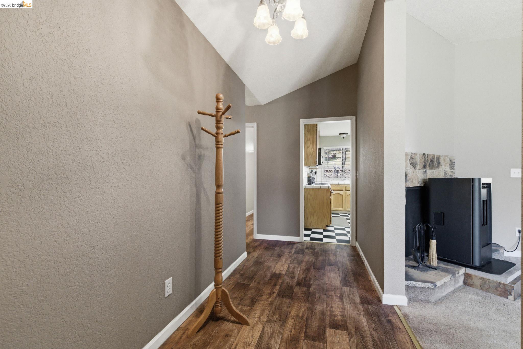 12796 Cresthaven Dr