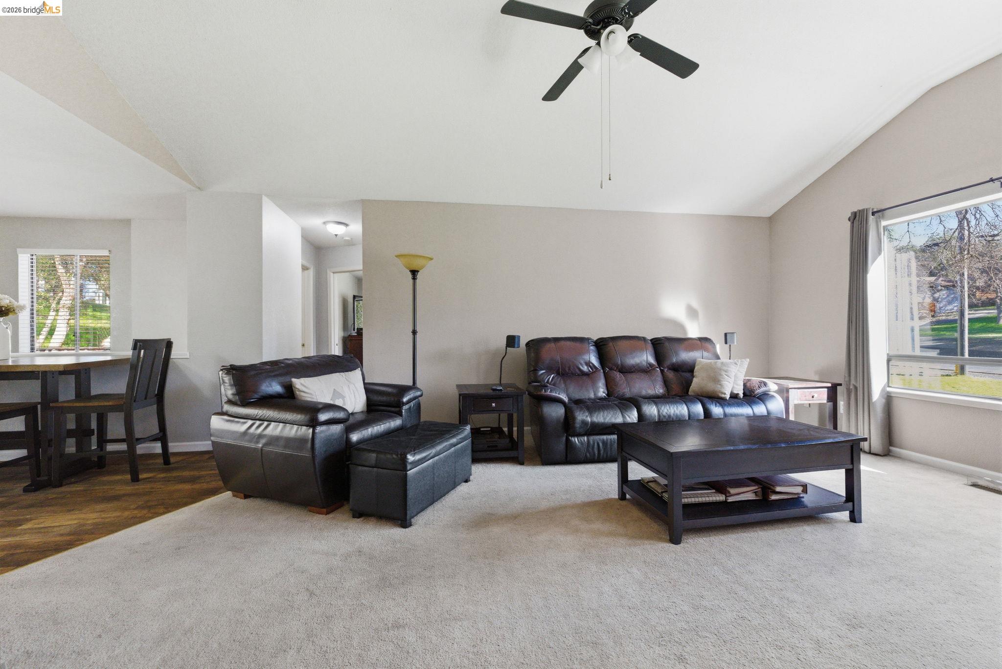 12796 Cresthaven Dr