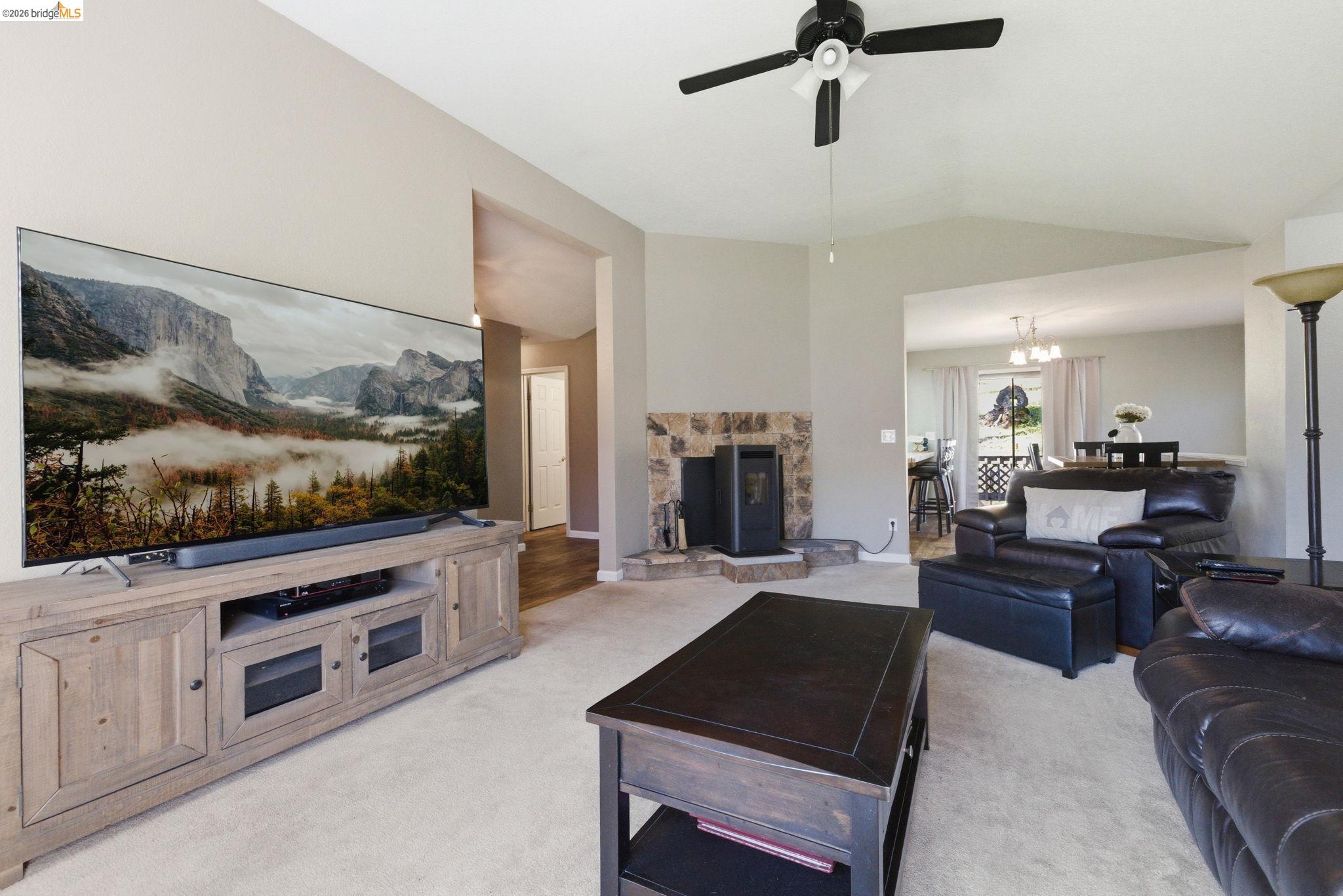12796 Cresthaven Dr