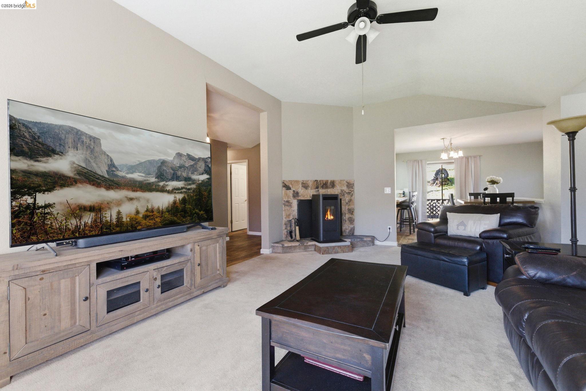 12796 Cresthaven Dr