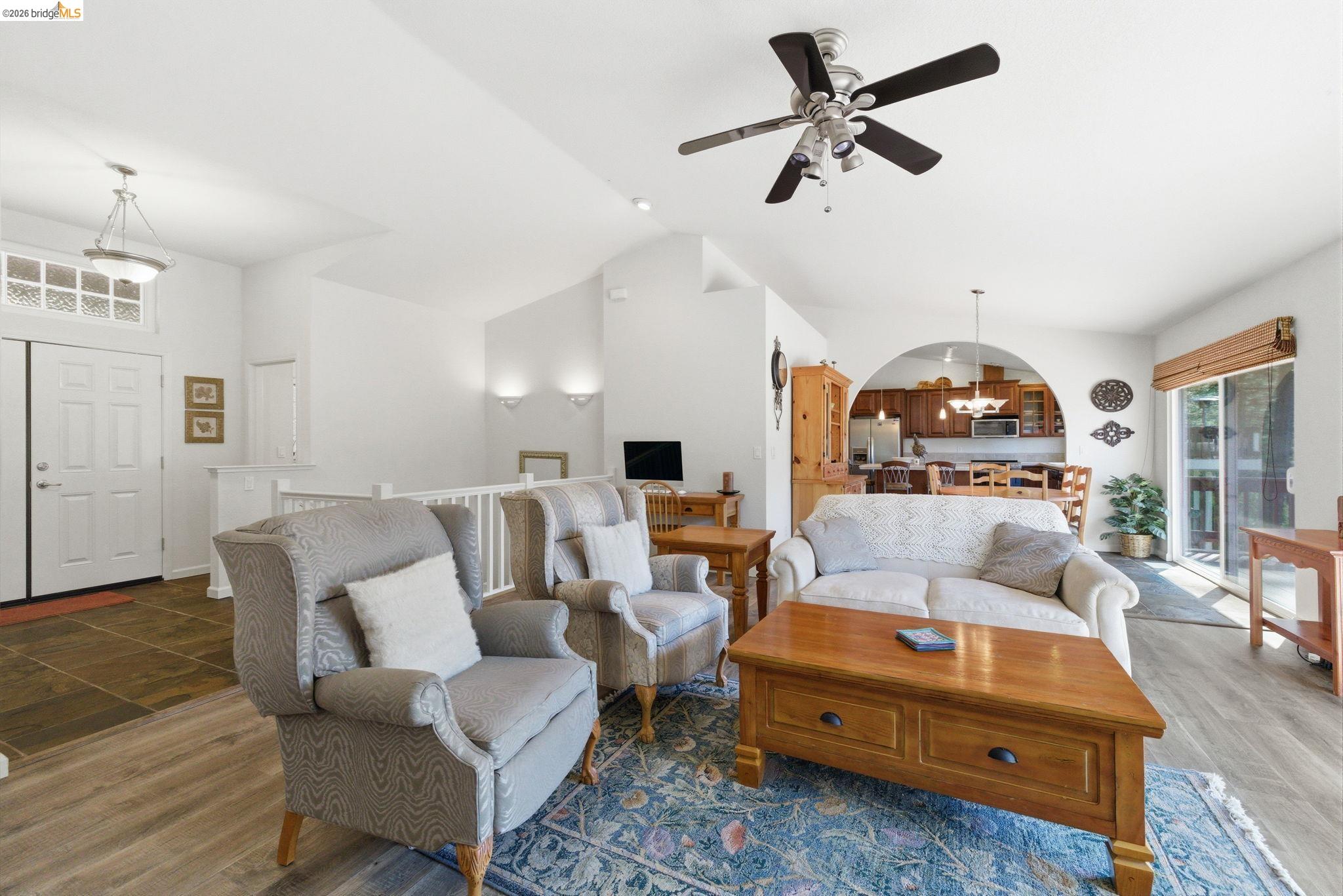 20024 Lower Skyridge Dr