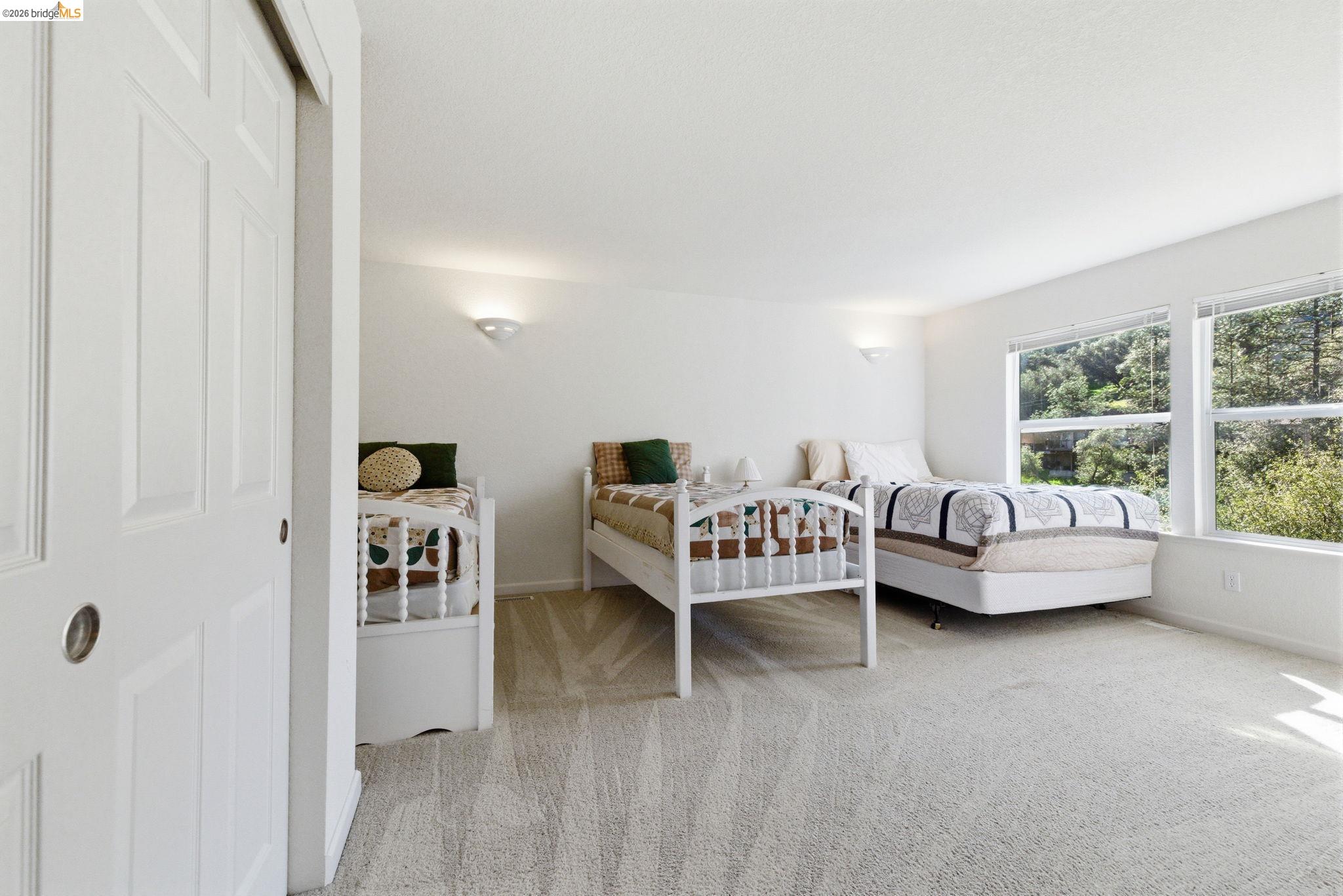 20024 Lower Skyridge Dr