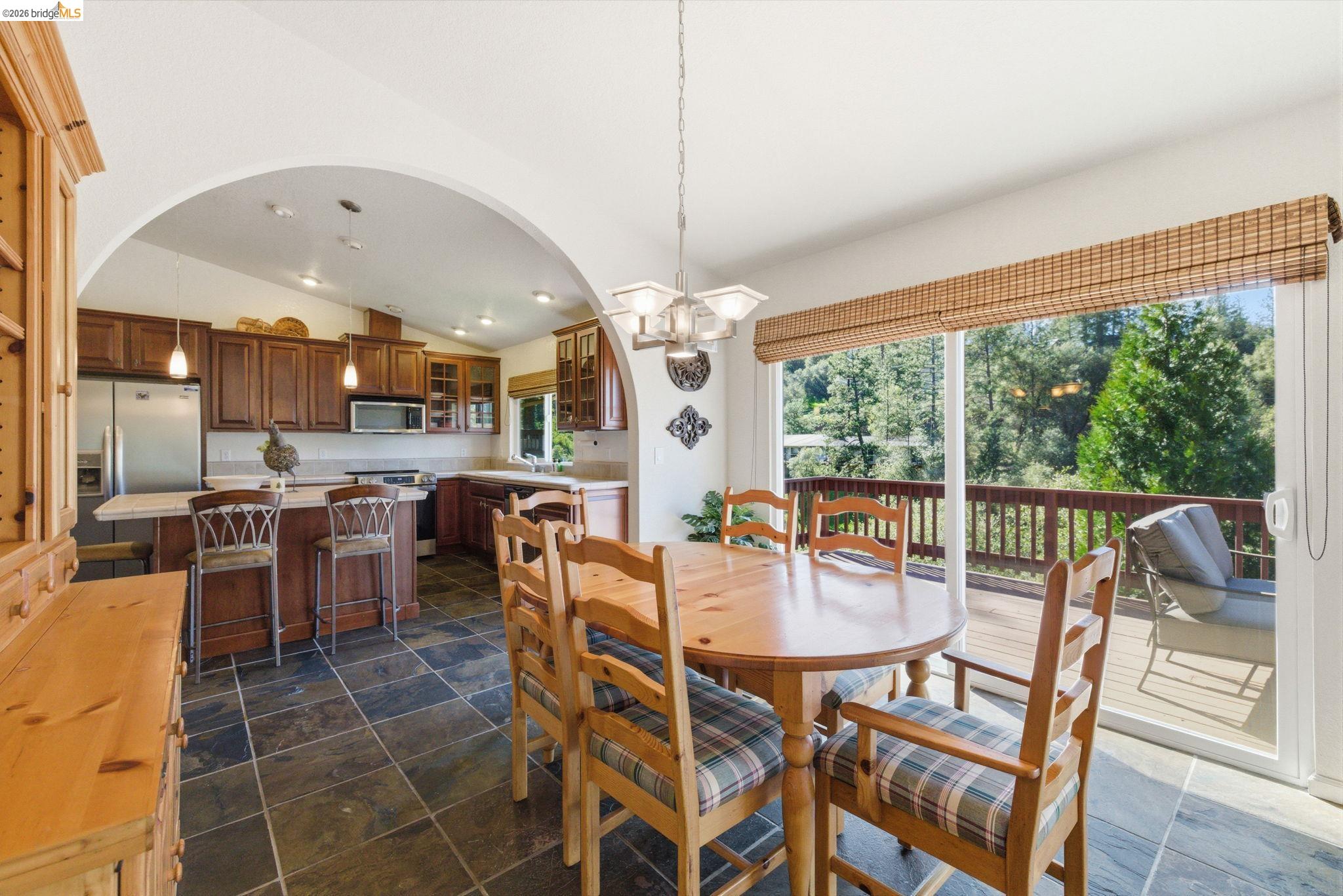 20024 Lower Skyridge Dr