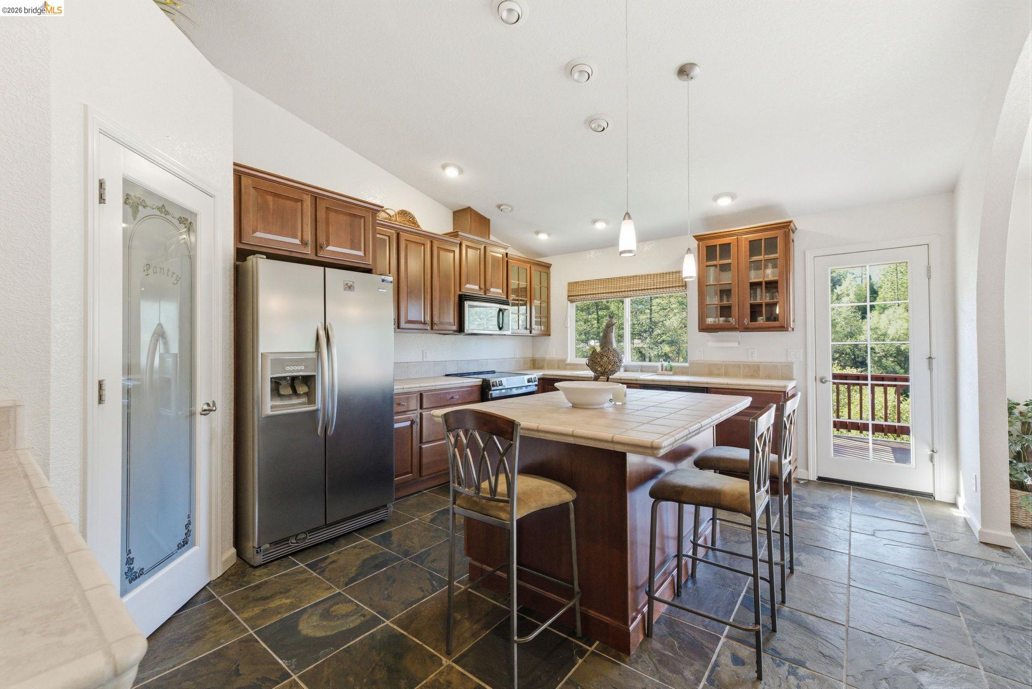 20024 Lower Skyridge Dr