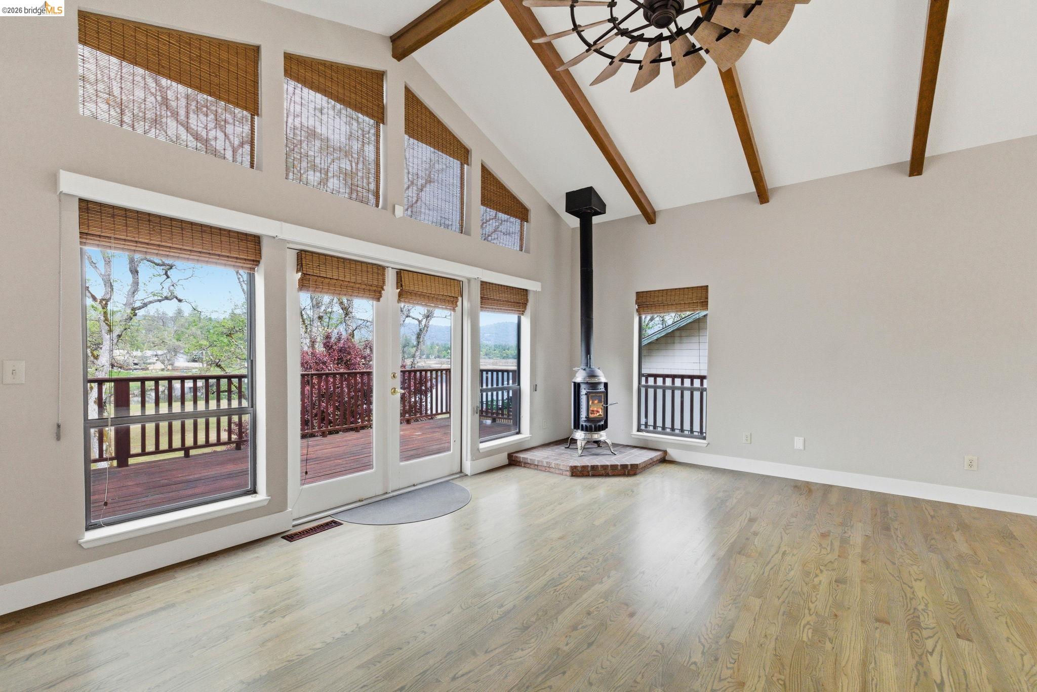 20575 Lori Ln