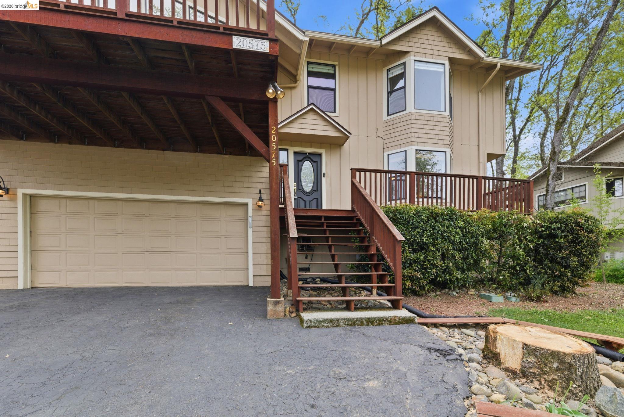 20575 Lori Ln