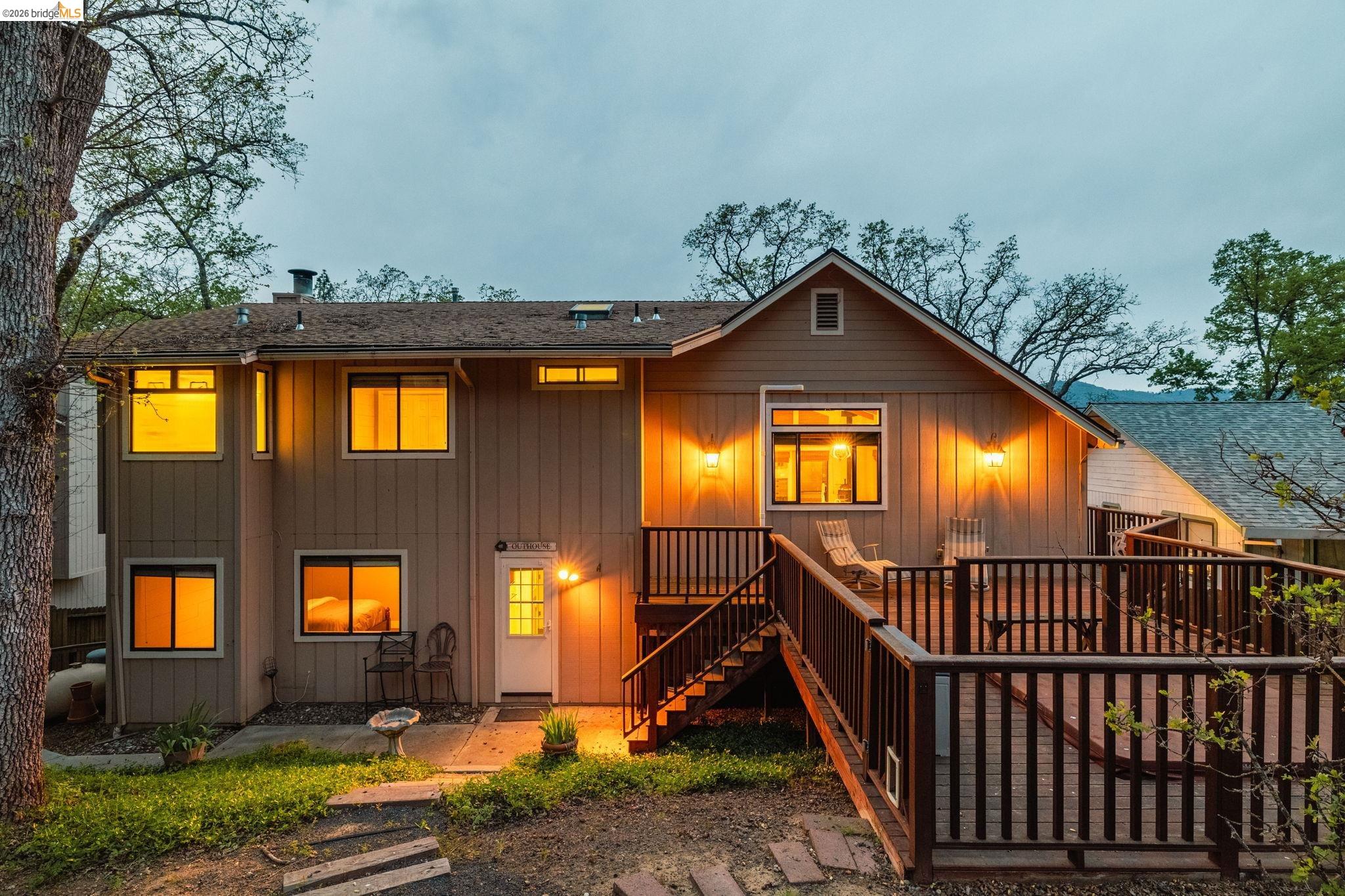 20575 Lori Ln