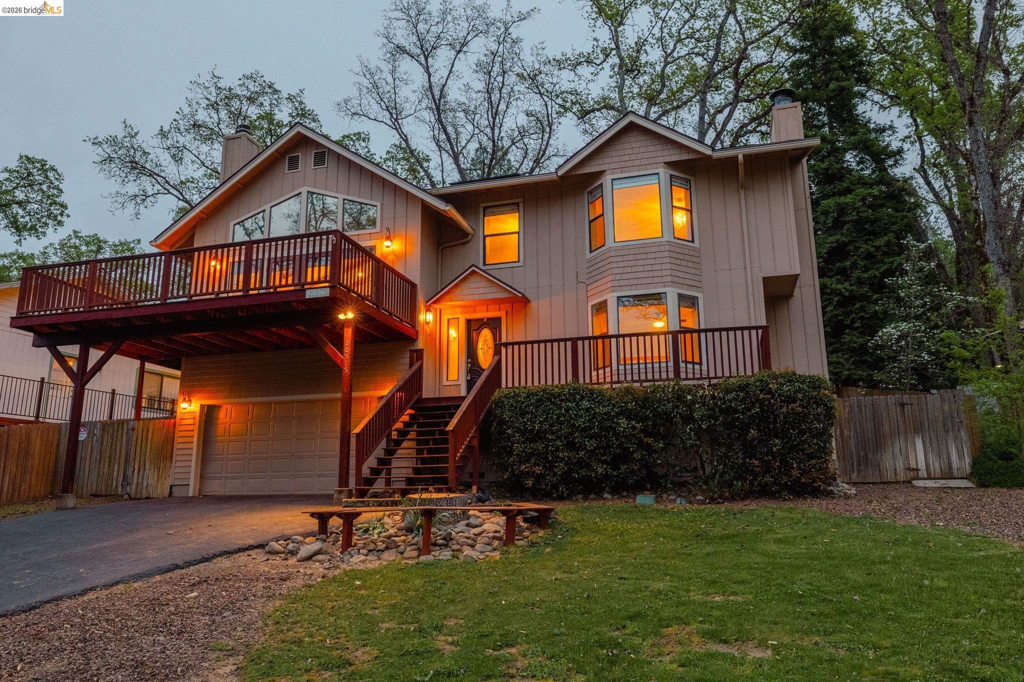 20575 Lori Ln