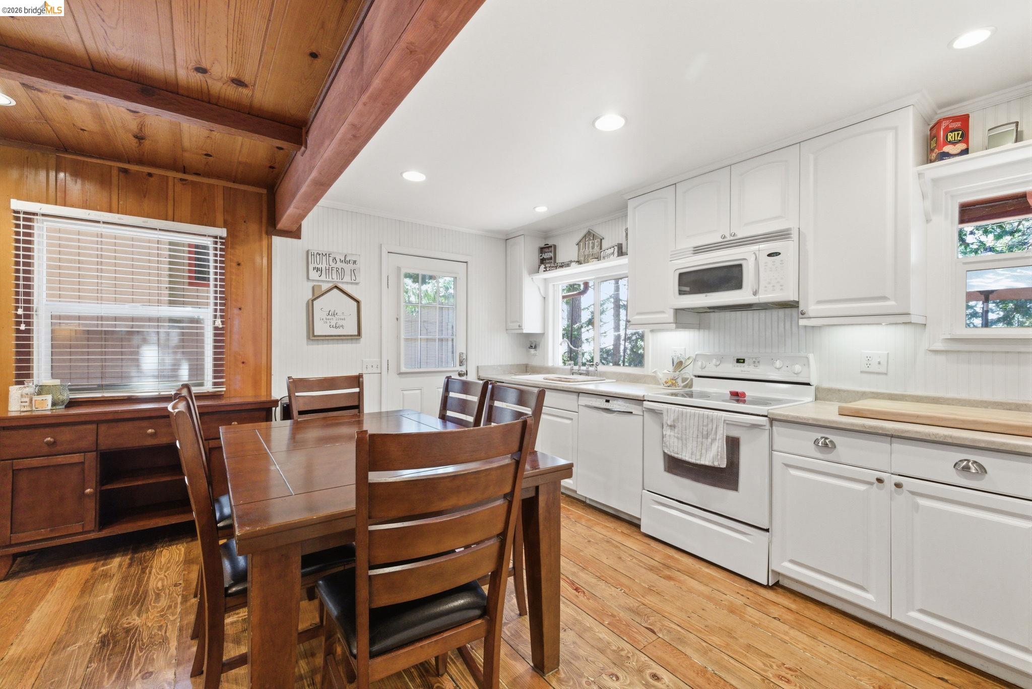 22334 Twain Harte Drive