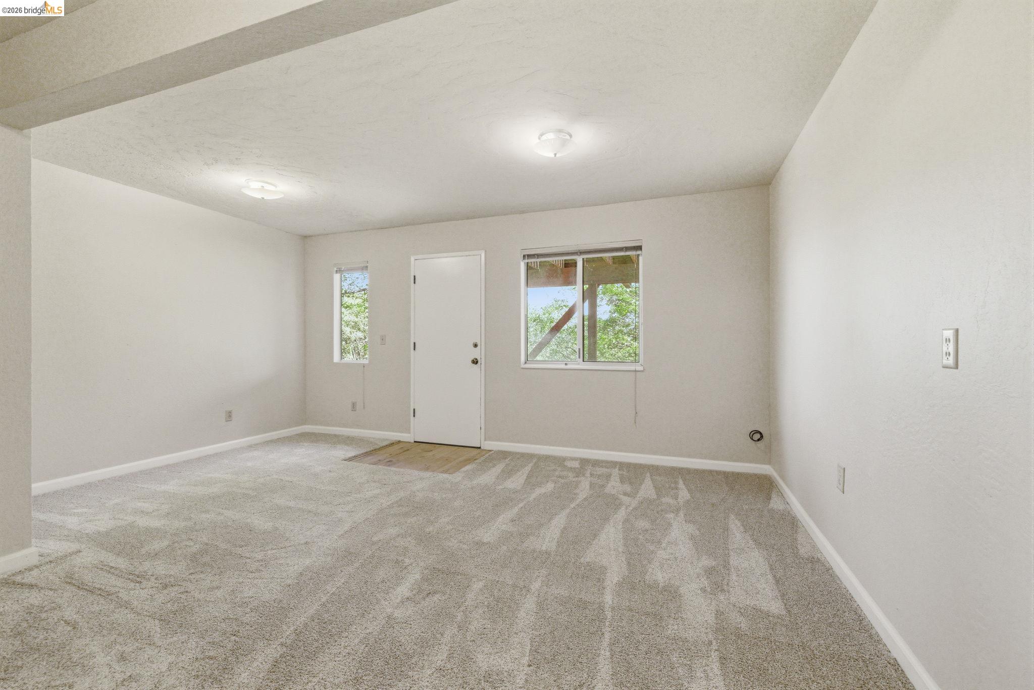 20948 Lynn Ln