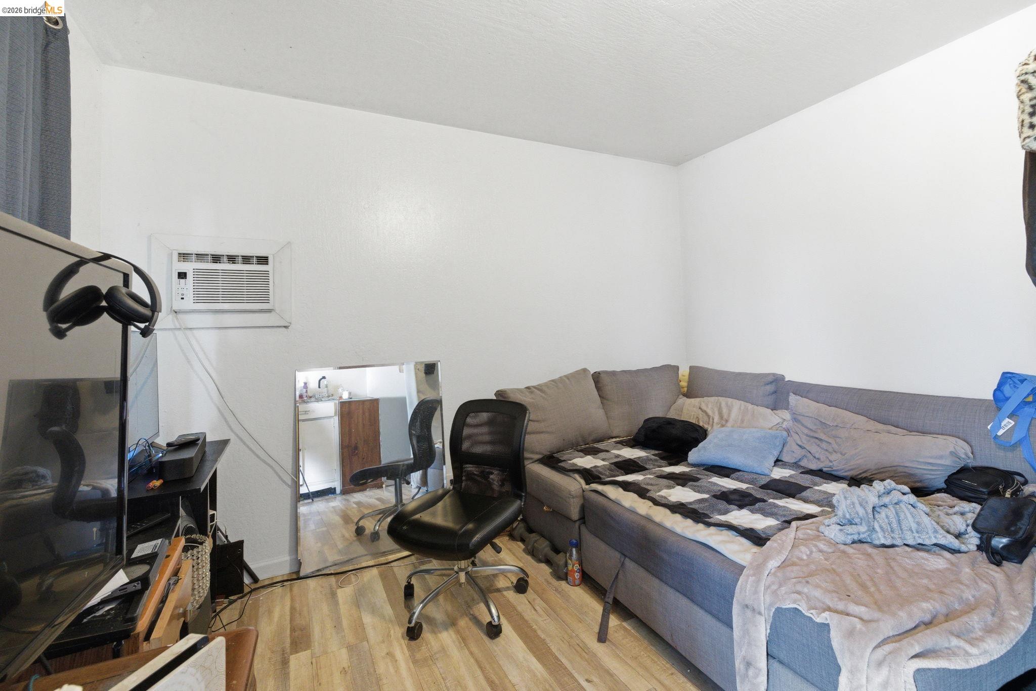 609 Dolores Way