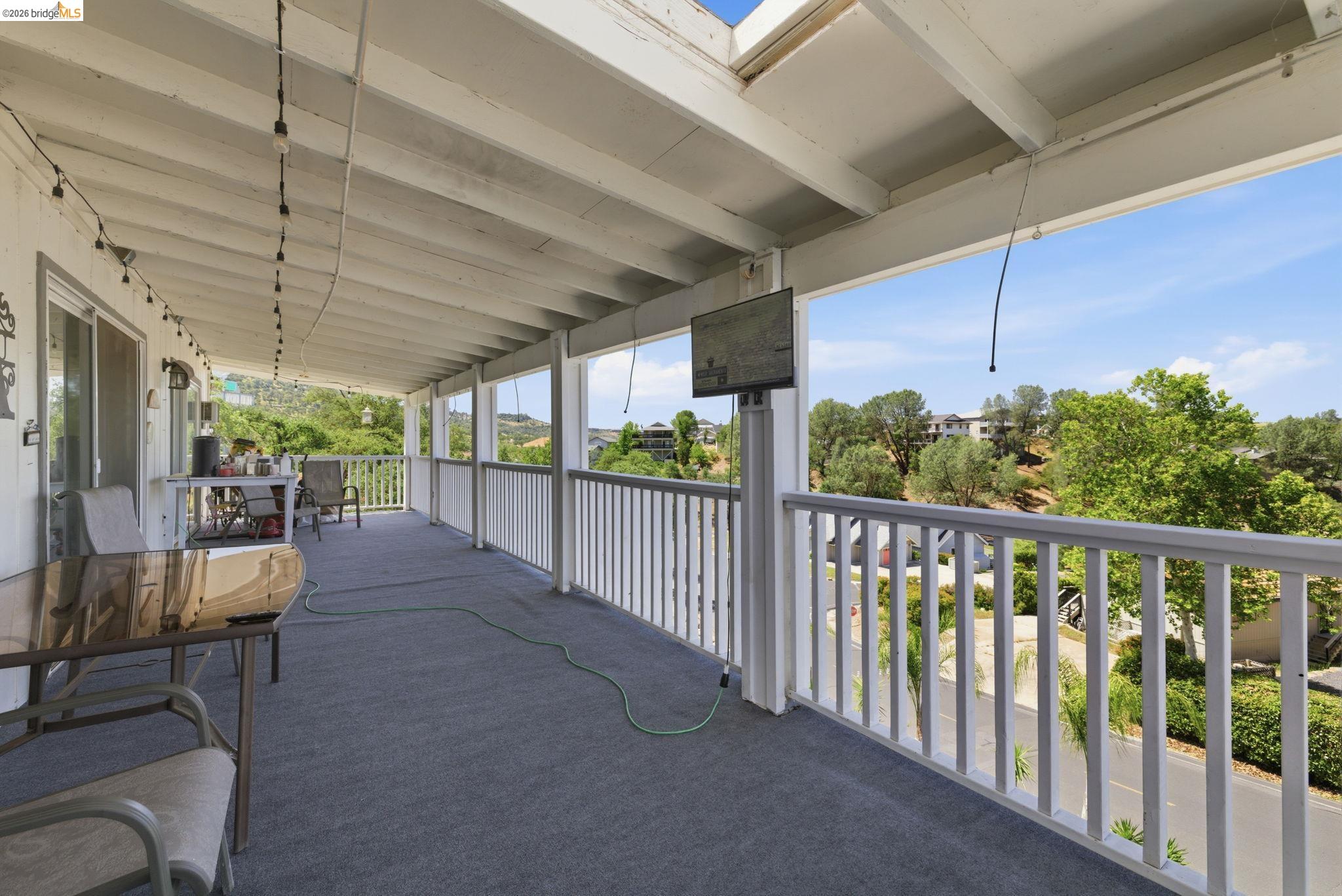 609 Dolores Way
