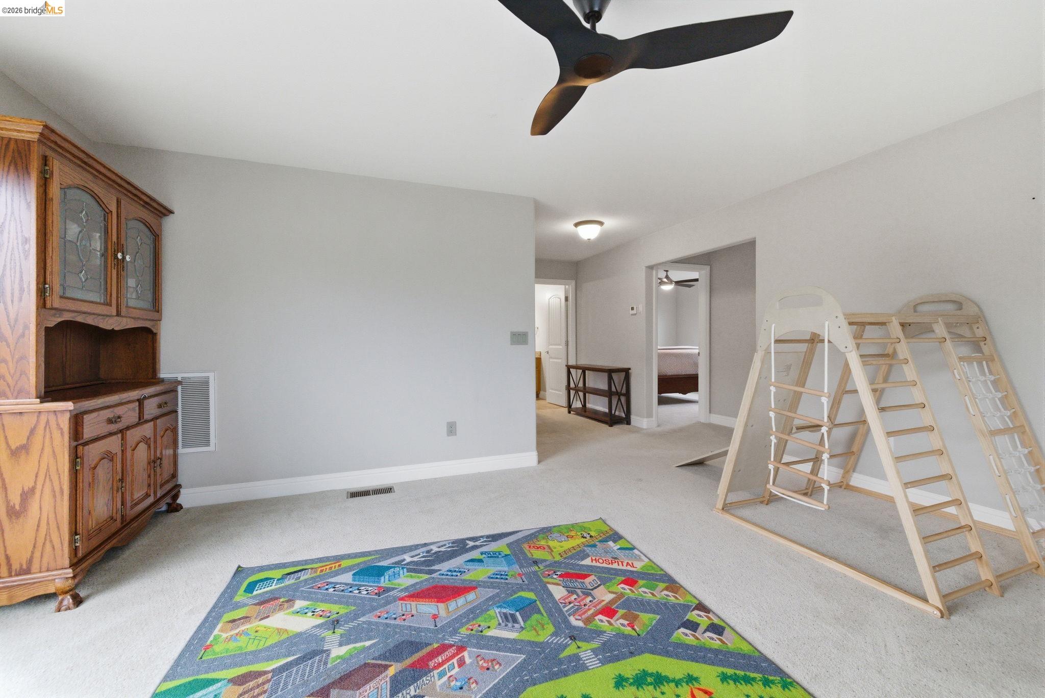 552 Morning Star Dr