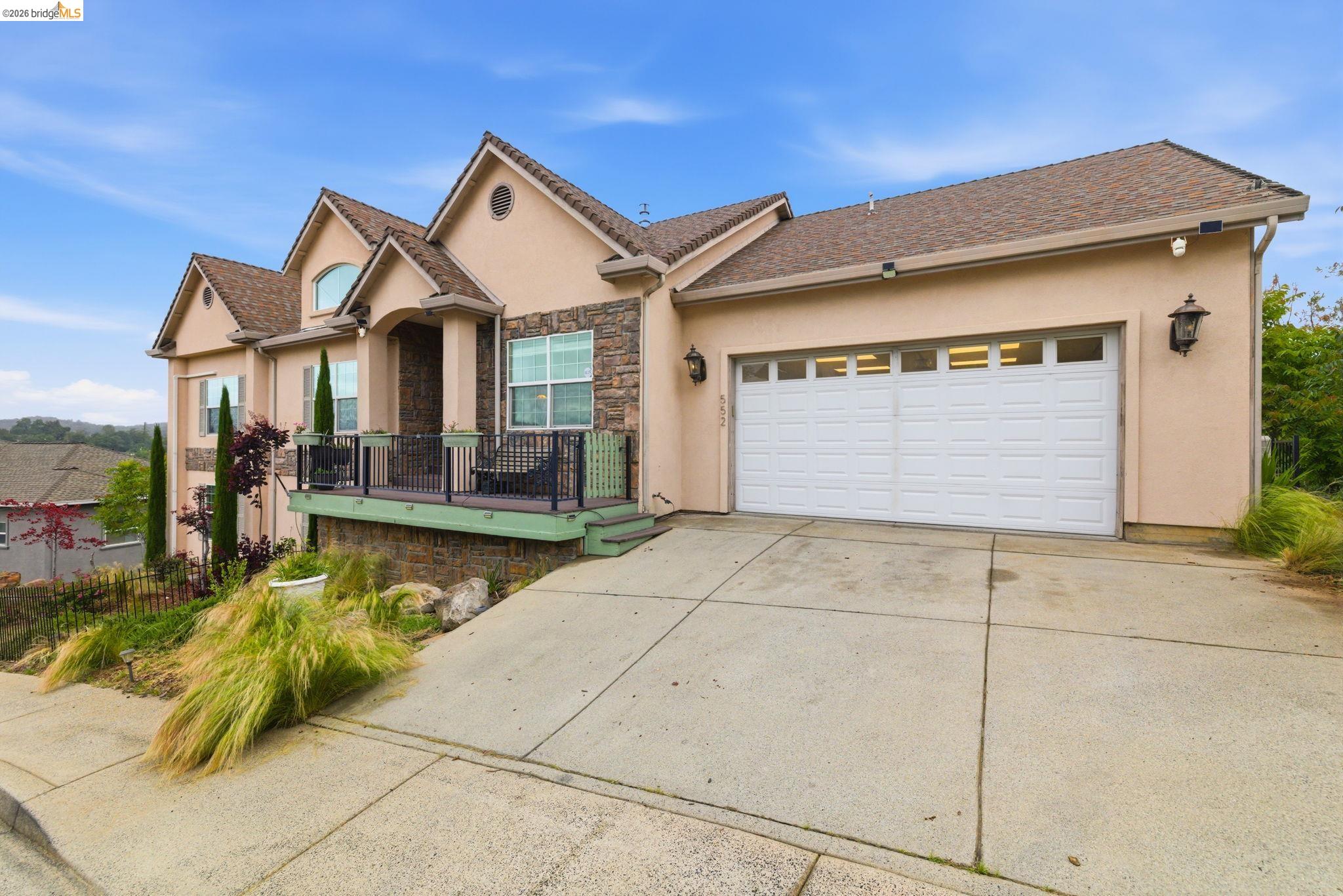 552 Morning Star Dr