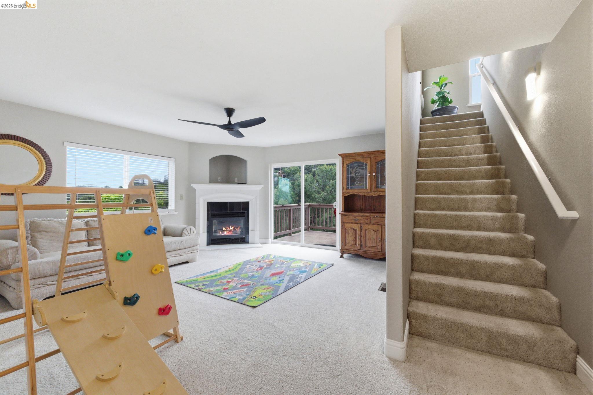 552 Morning Star Dr