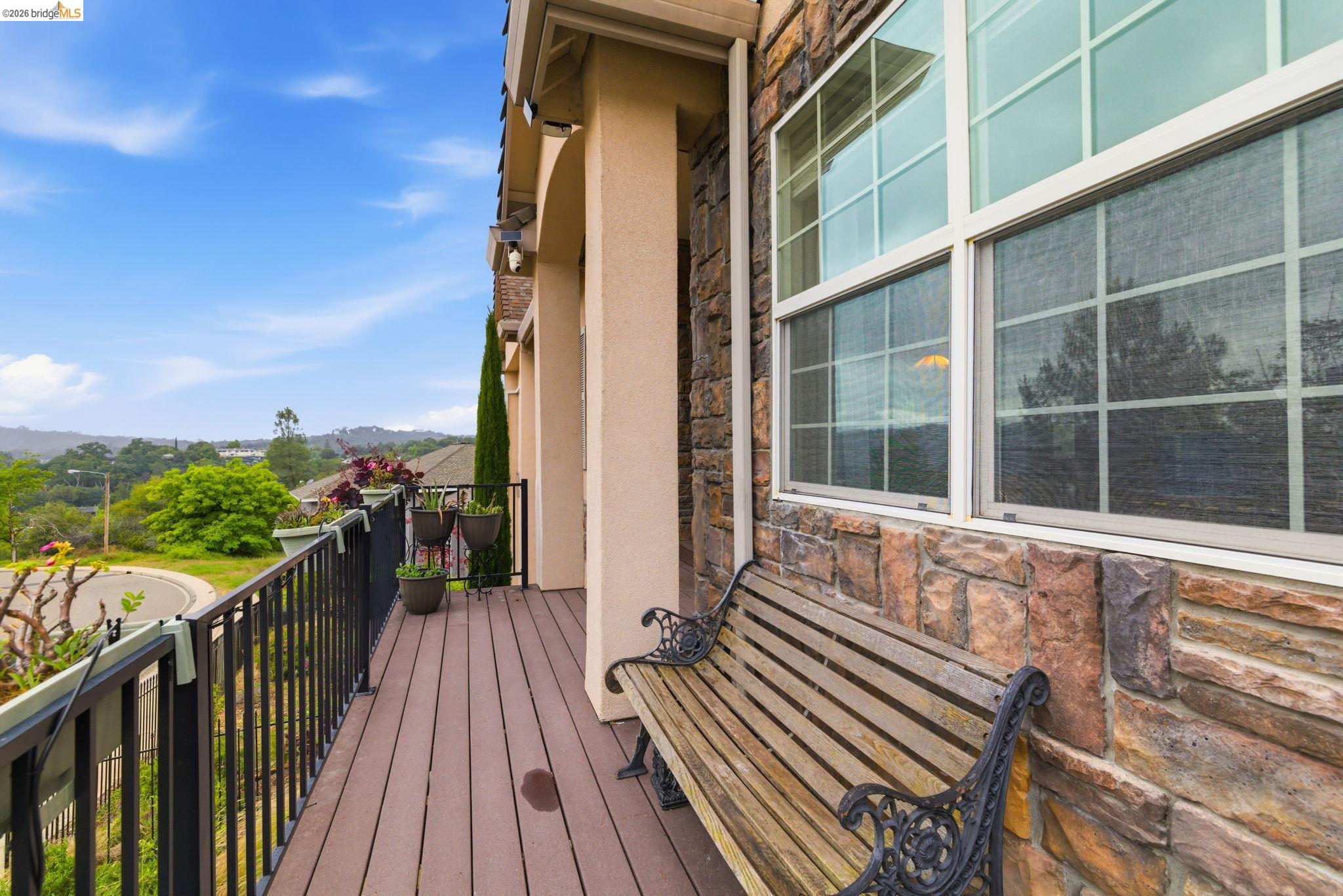 552 Morning Star Dr