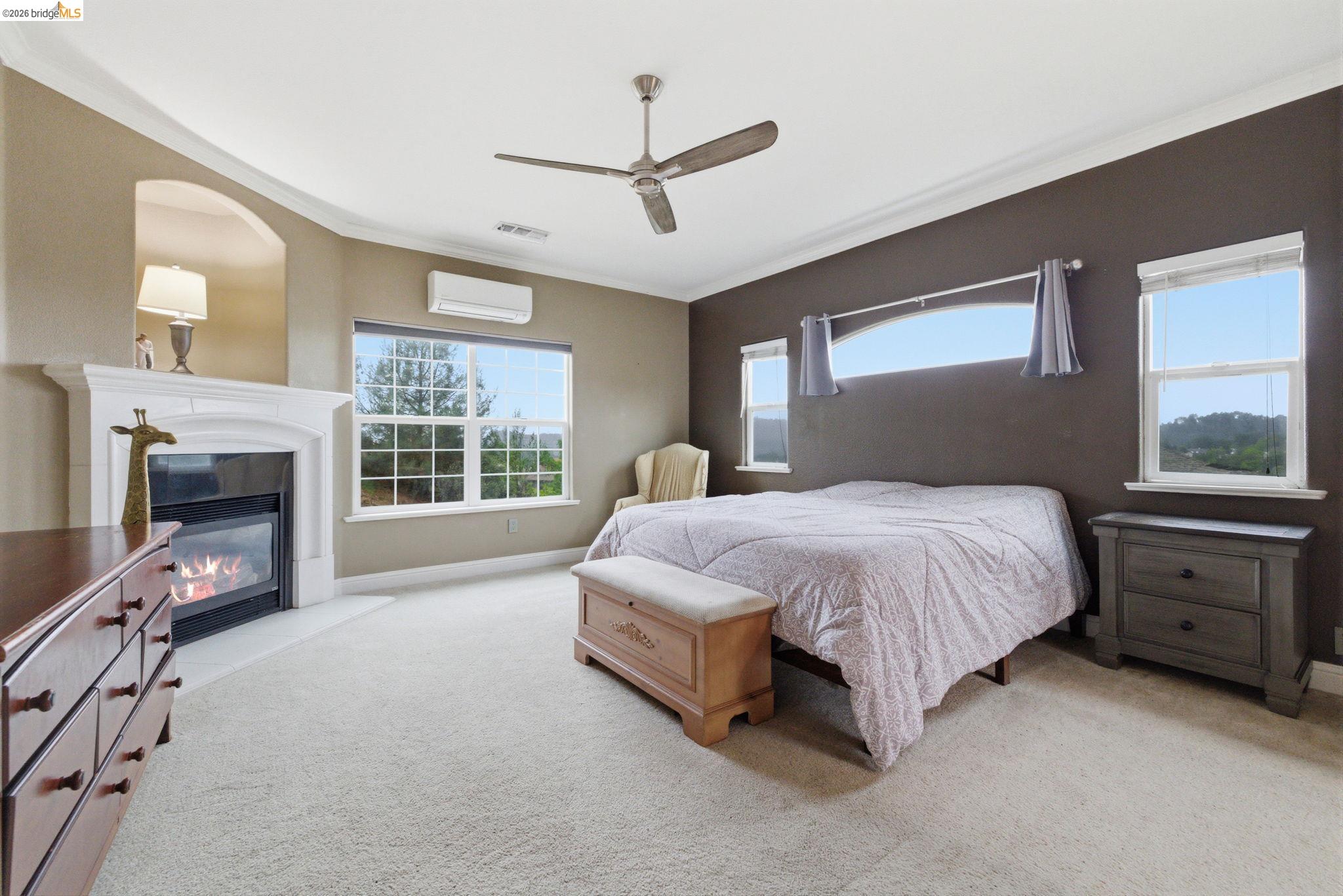 552 Morning Star Dr