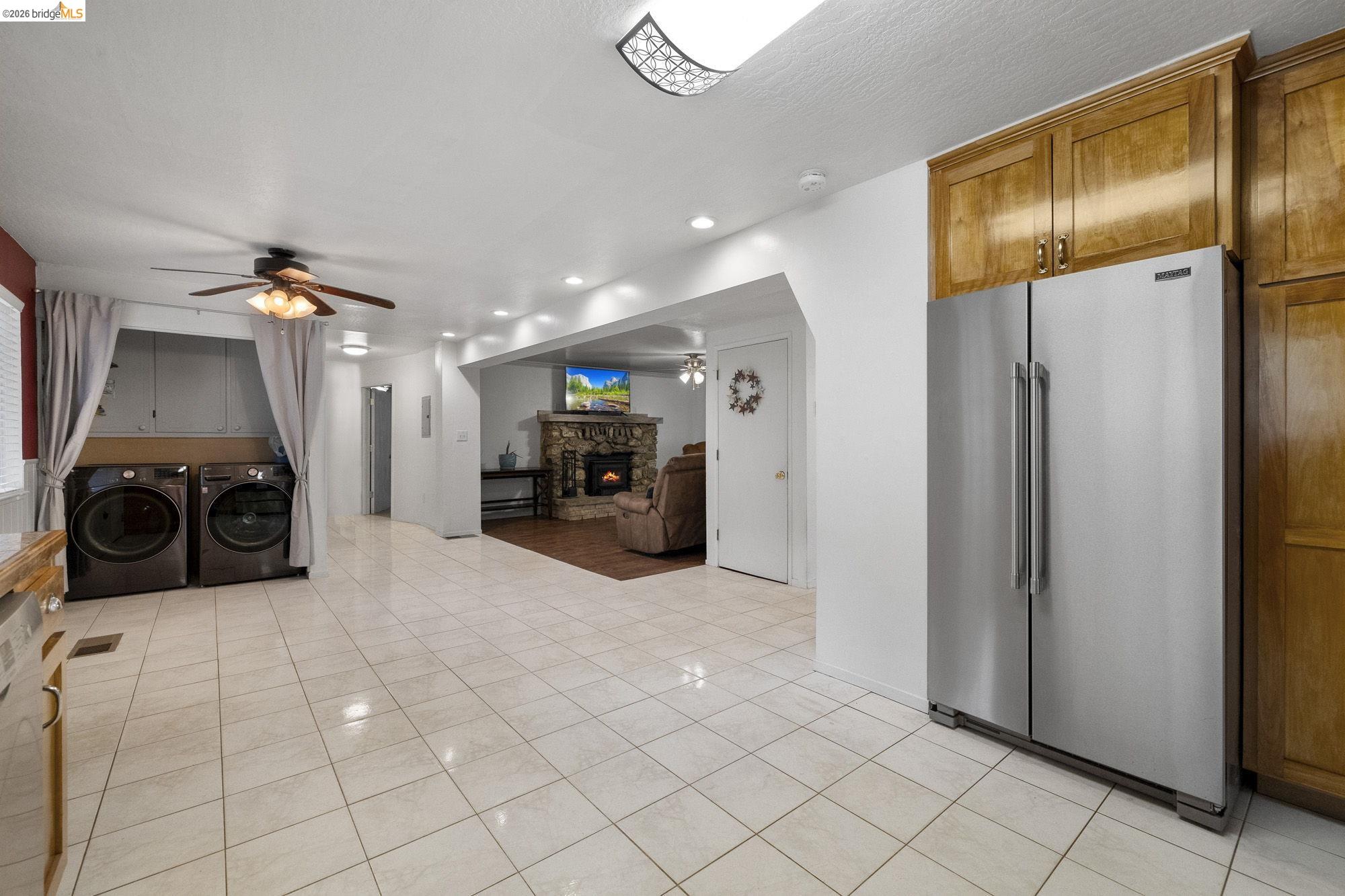 21550 Phoenix Lake Rd