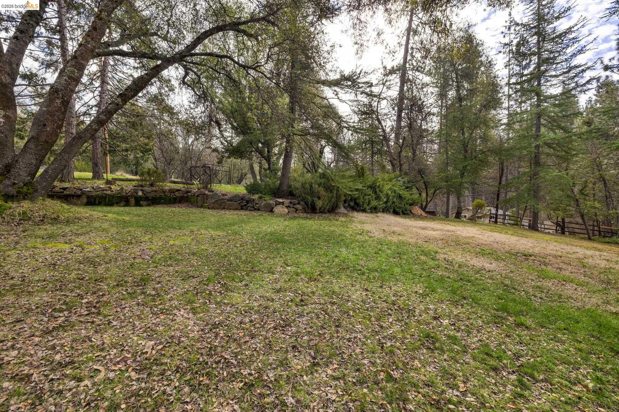 21550 Phoenix Lake Rd