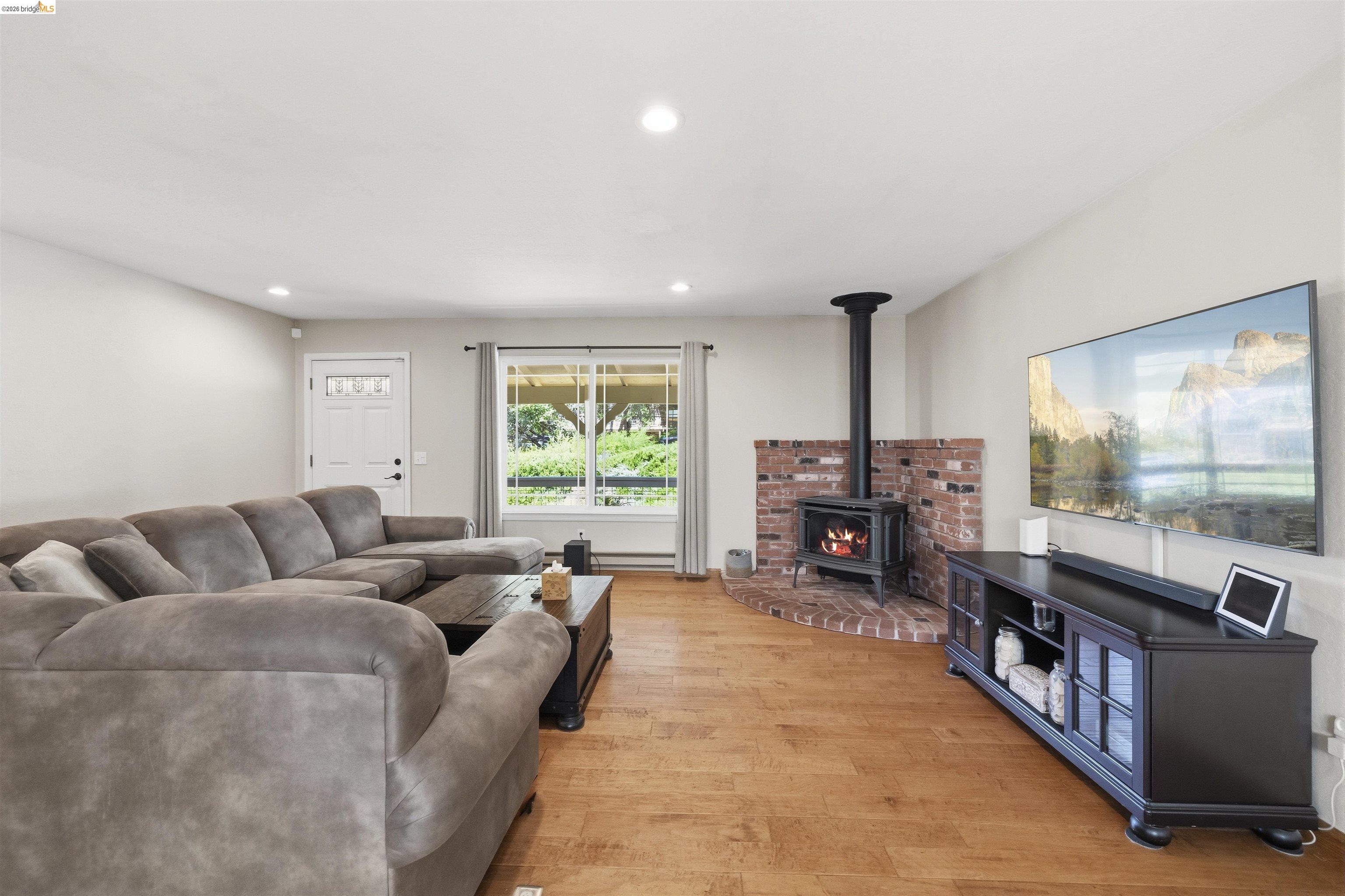 21781 Paseo De Los Portales