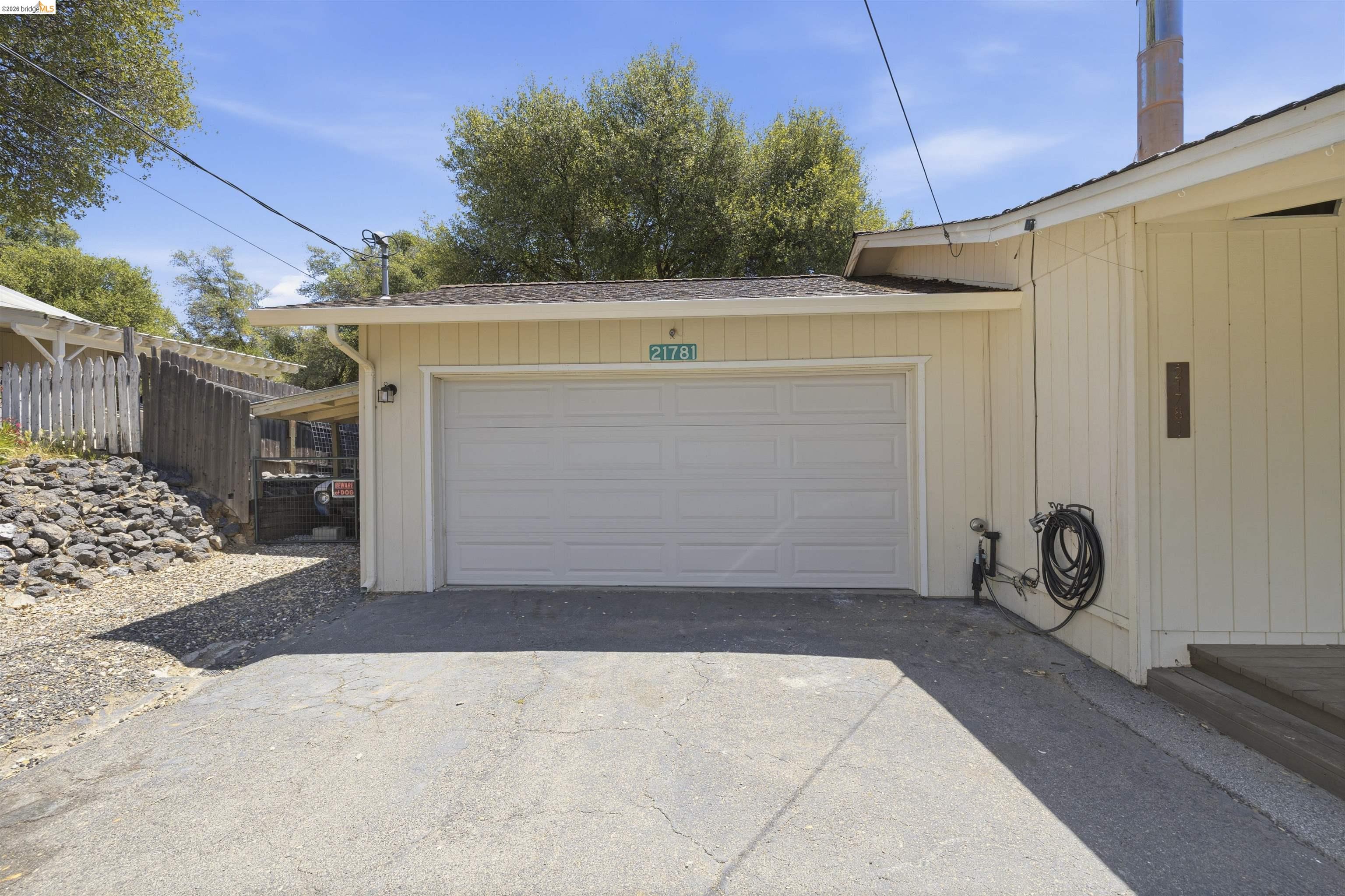 21781 Paseo De Los Portales