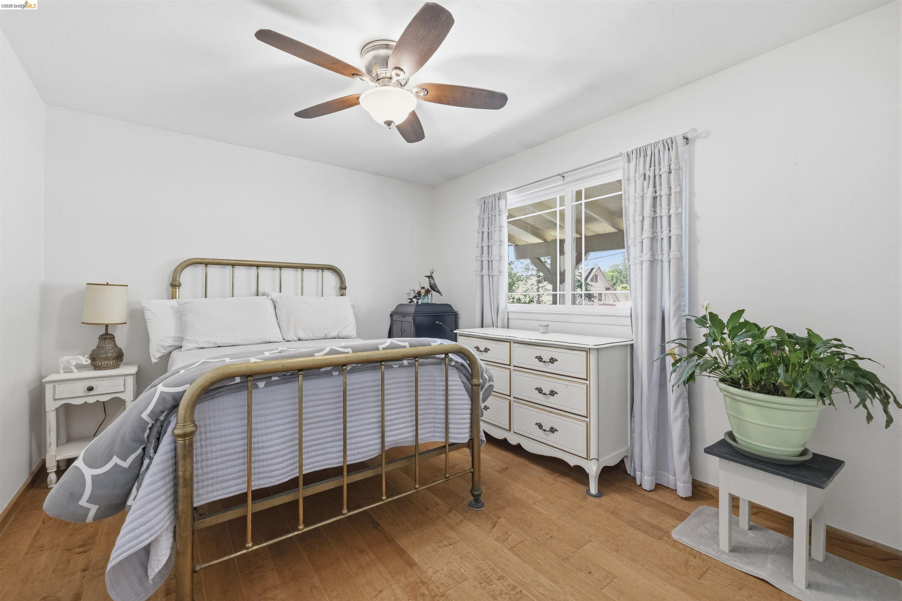 21781 Paseo De Los Portales