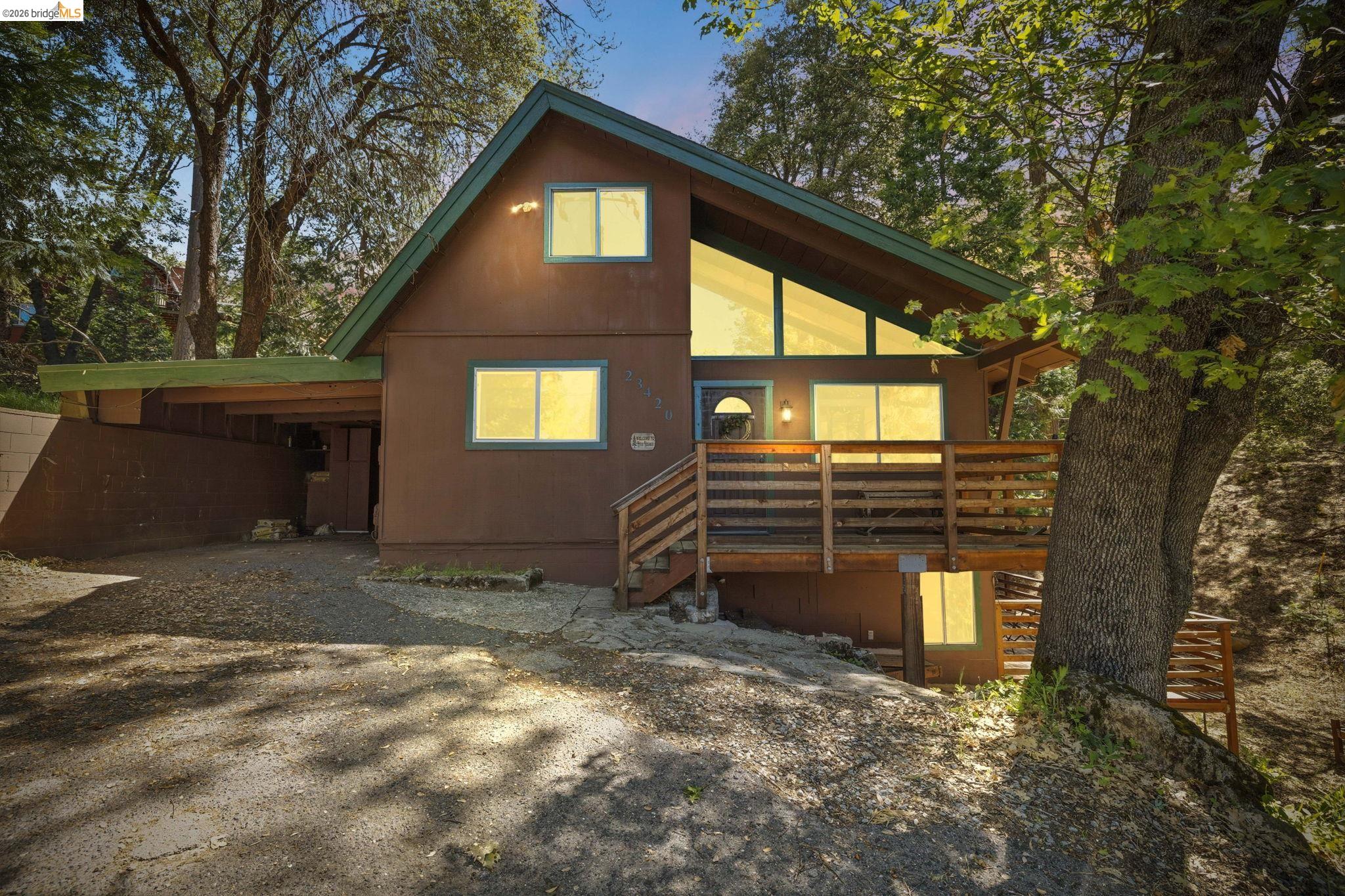 23420 Tanager Dr